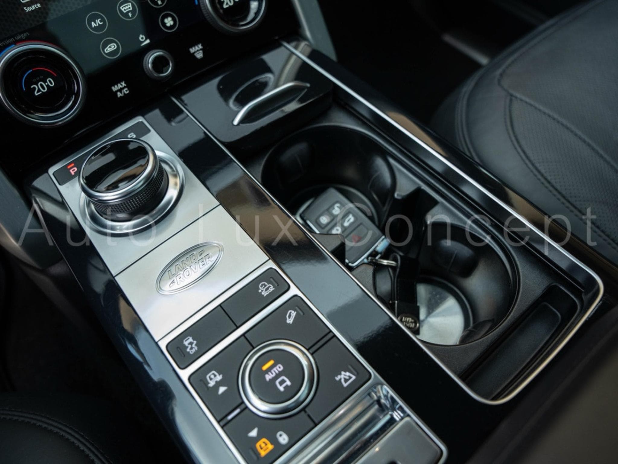 Land-Rover Range Rover SDV8 (2019) - Photo 27