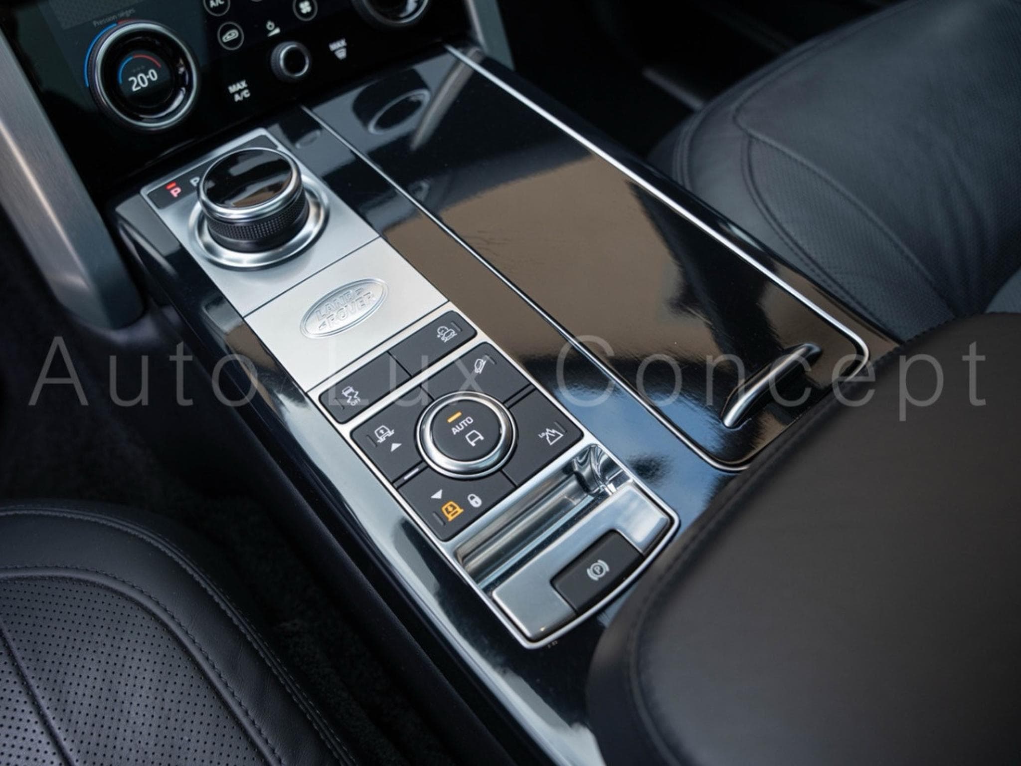 Land-Rover Range Rover SDV8 (2019) - Photo 28