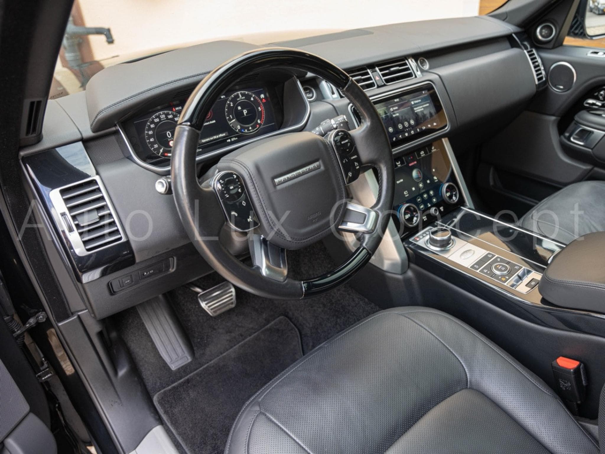 Land-Rover Range Rover SDV8 (2019) - Photo 5