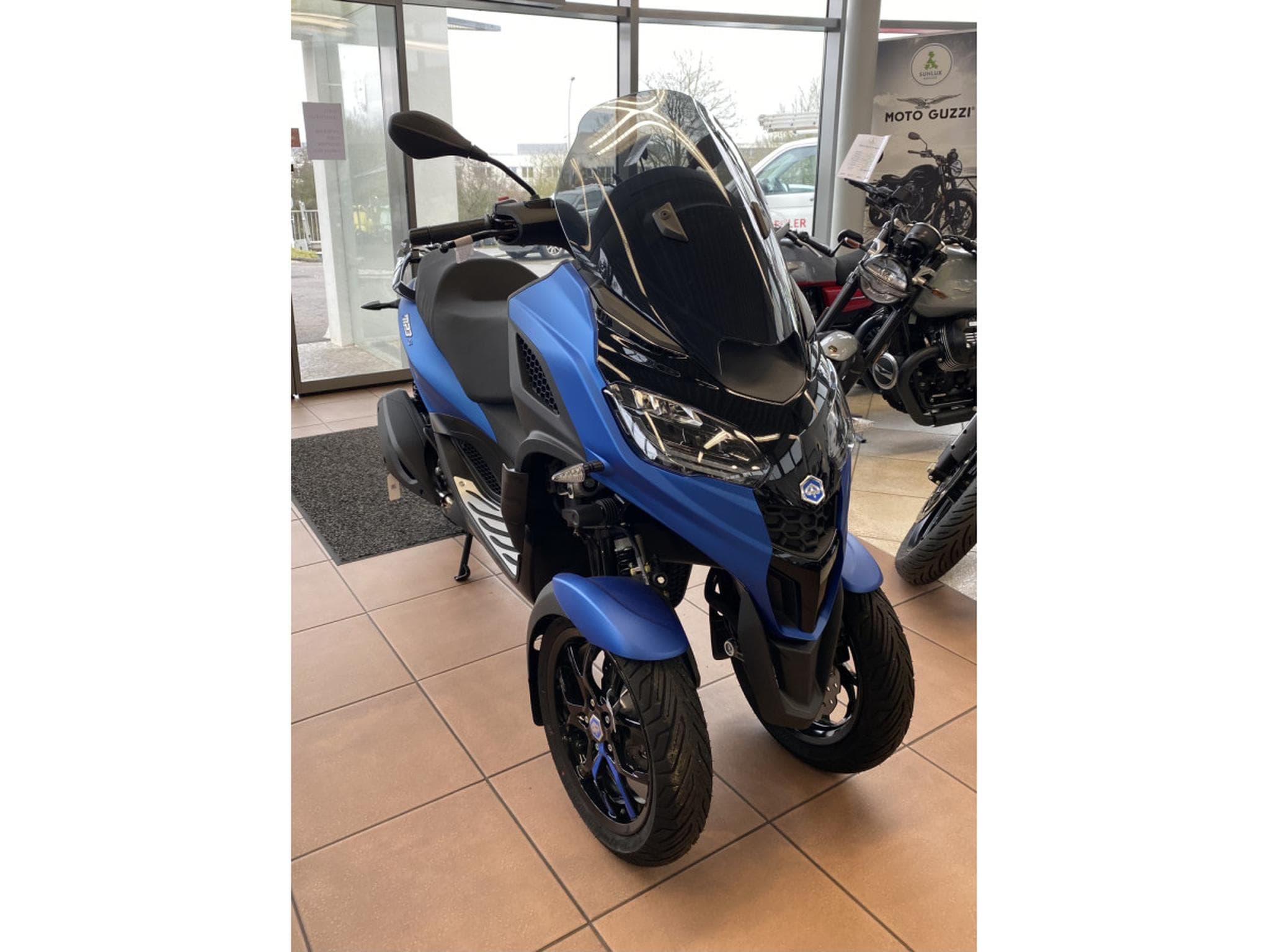 Piaggio MP3 310 Model S (2026) - Photo 1