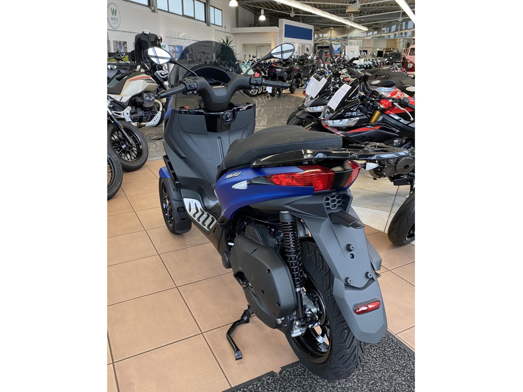 Piaggio MP3 310 Model S (2026) - Photo 3