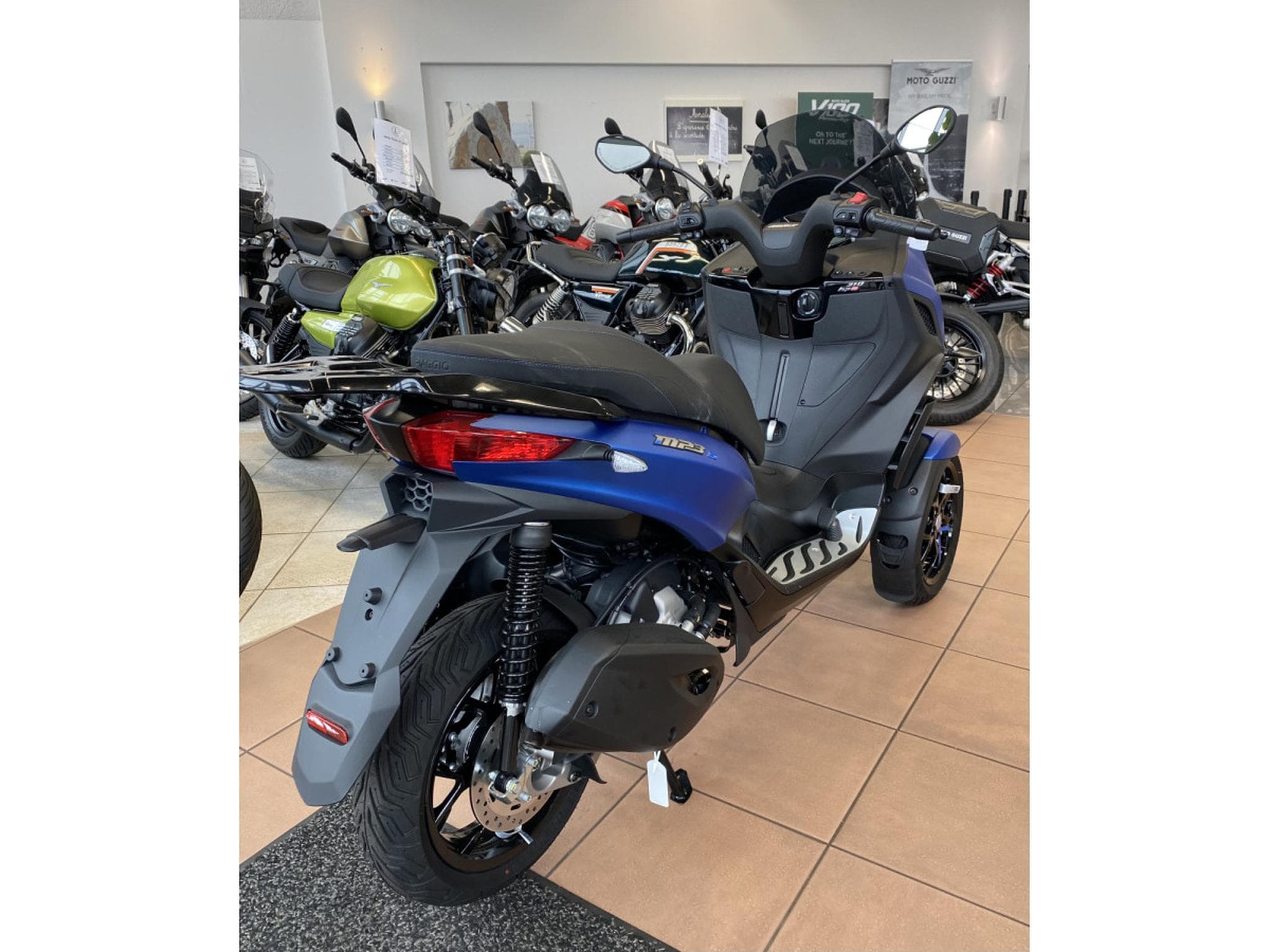 Piaggio MP3 310 Model S (2026) - Photo 4