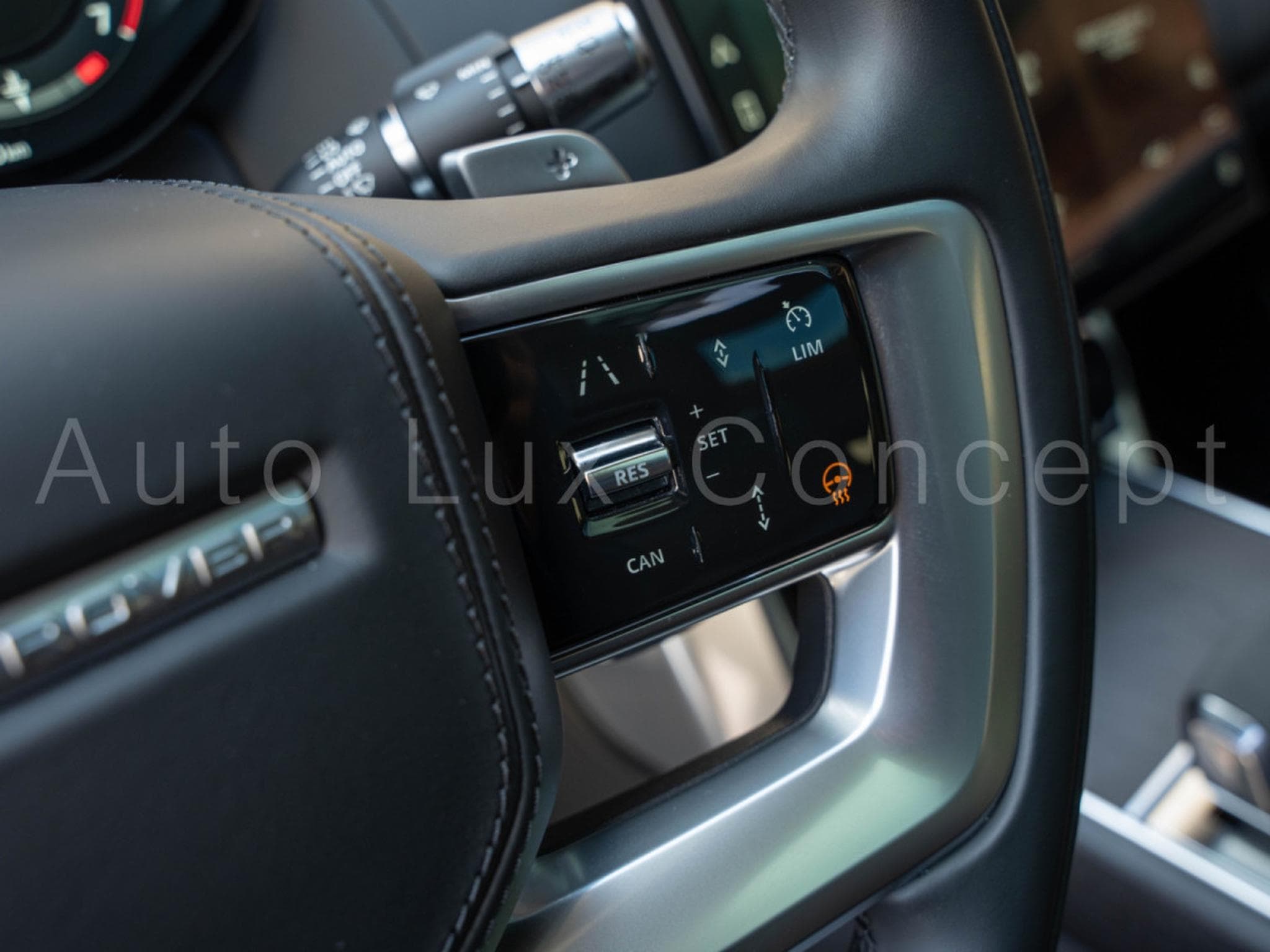 Land-Rover Range Rover P530 HSE SWB (2022) - Photo 21