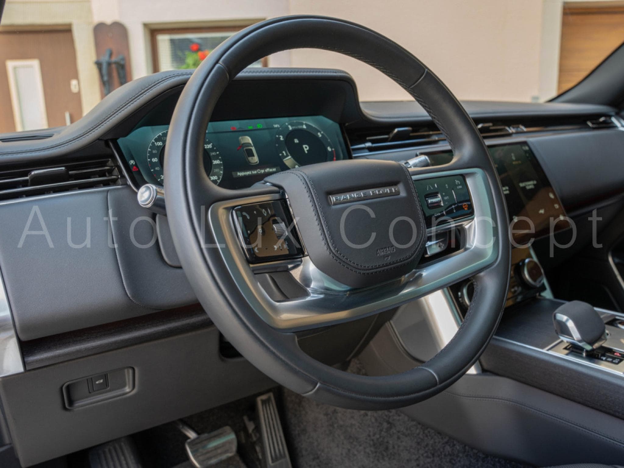 Land-Rover Range Rover P530 HSE SWB (2022) - Photo 9