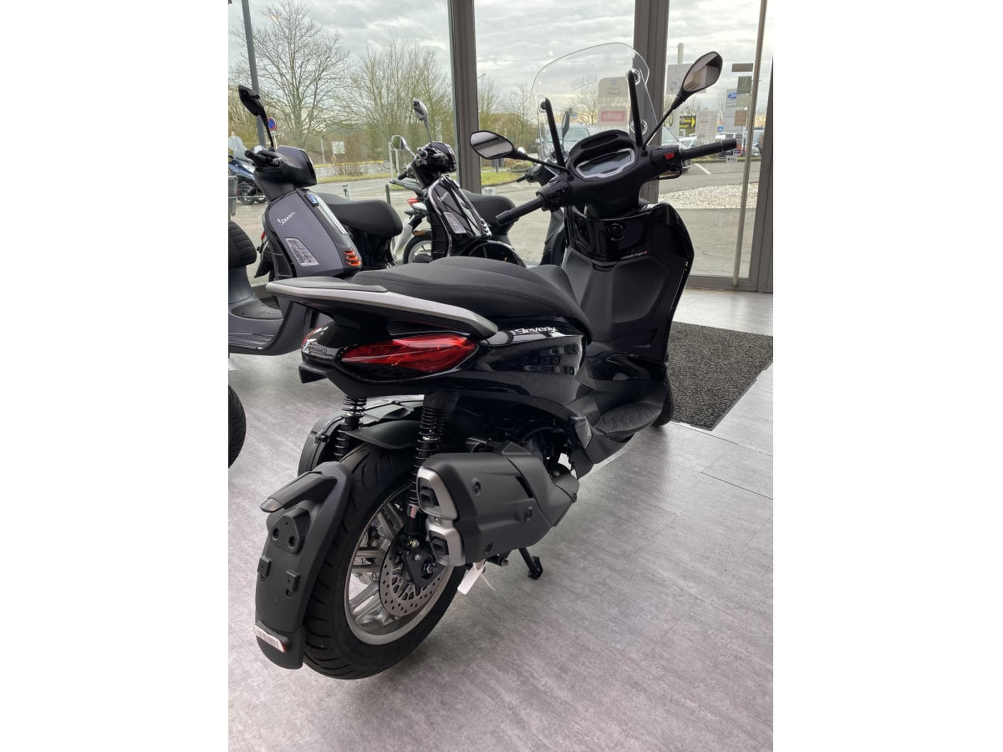 Piaggio Beverly (2026) - Photo 4