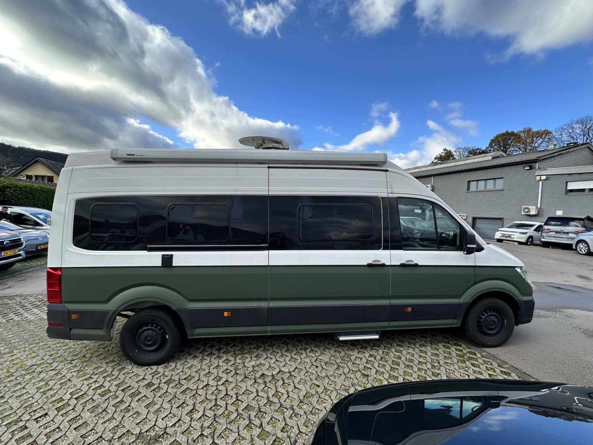 VW Grand California Grand California 680 2.0 TDI 177cv Boîte 8 vitesses automati (2024) - Photo 4