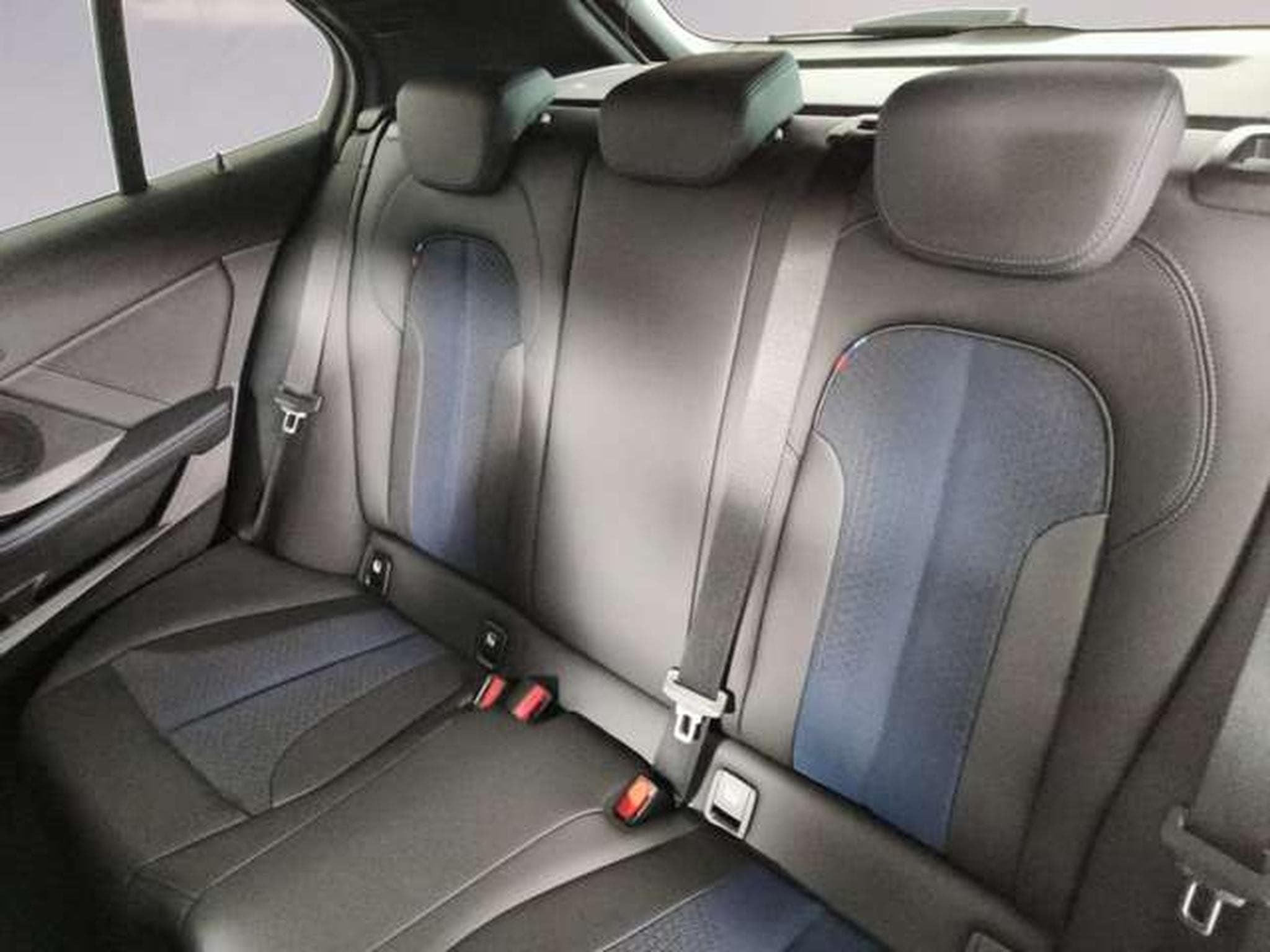 BMW 120 d xDrive (2024) - Photo 10