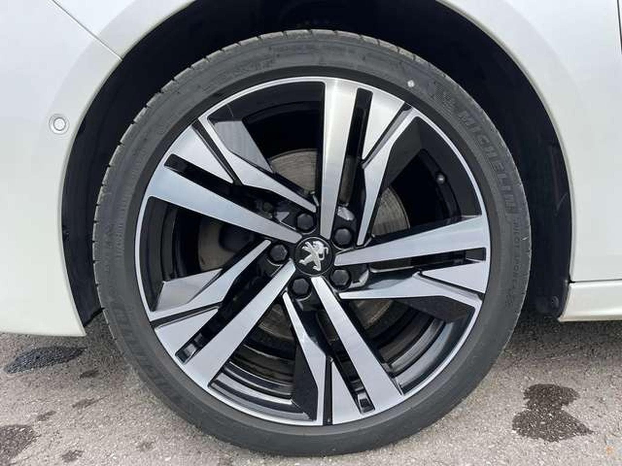 Peugeot 508 225PS-EAT8-GT-JUSQU'A 48 MOIS DE GARANTIE (2019) - Photo 28