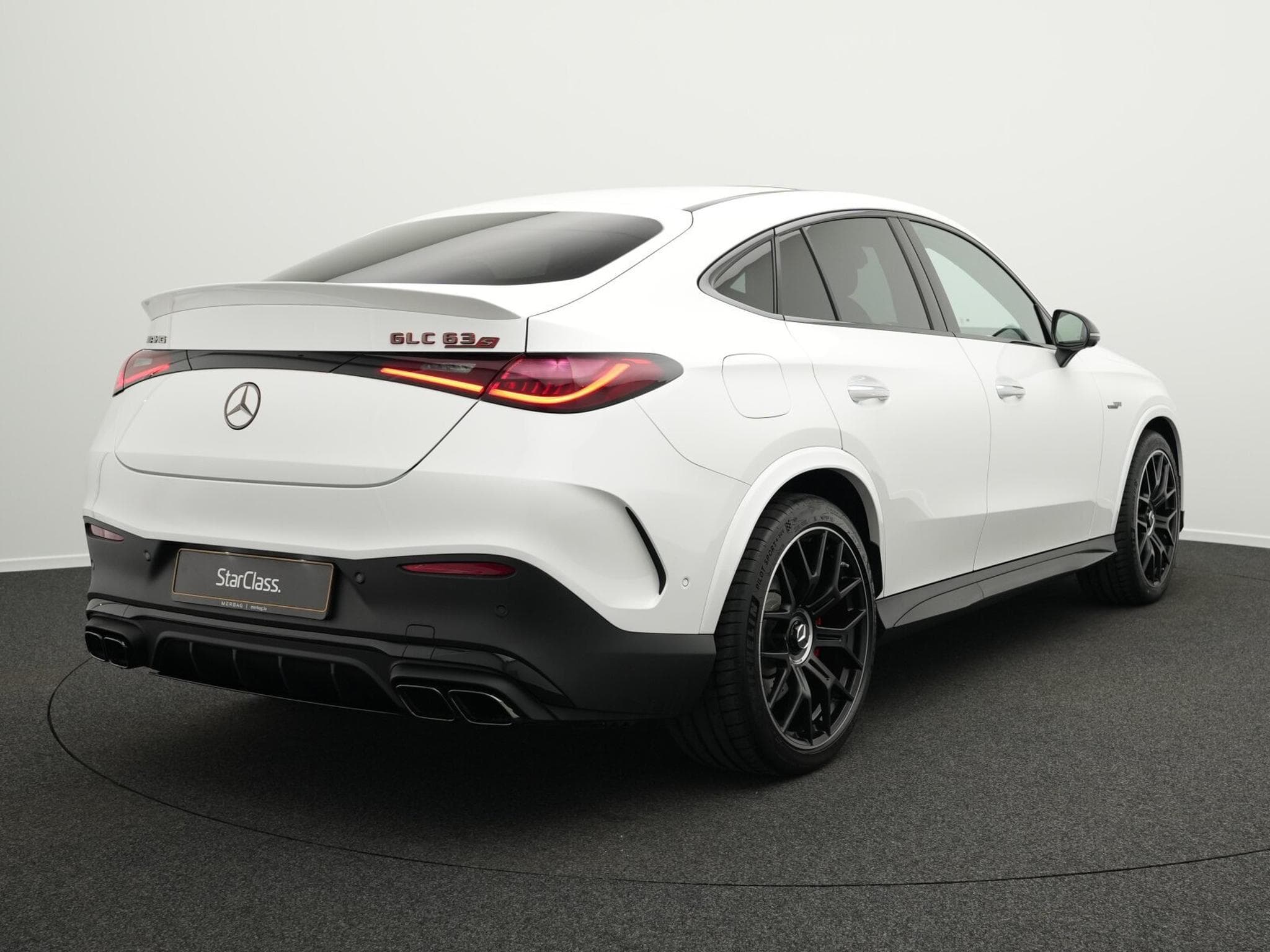 Mercedes GLC 63 AMG S E PERF Cpe Digital+Pano+Night+Burm (2024) - Photo 3
