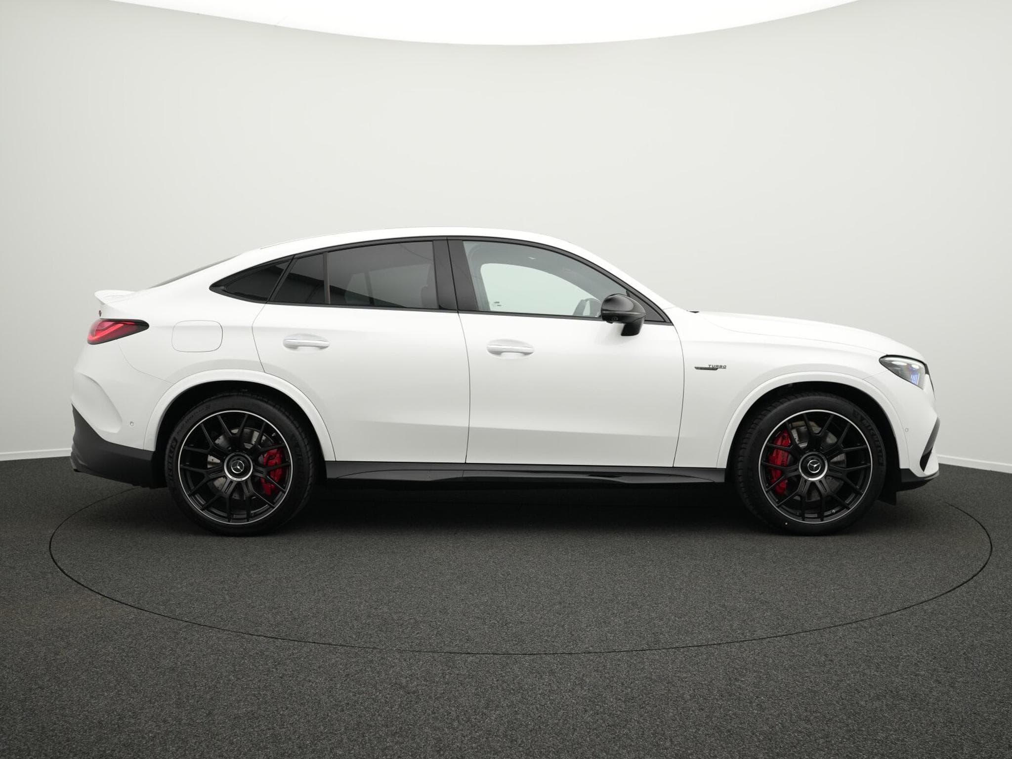Mercedes GLC 63 AMG S E PERF Cpe Digital+Pano+Night+Burm (2024) - Photo 5