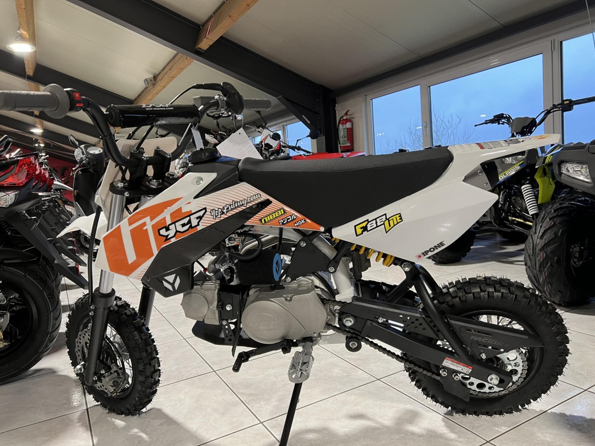 YCF Lite F S (2024) - Photo 5