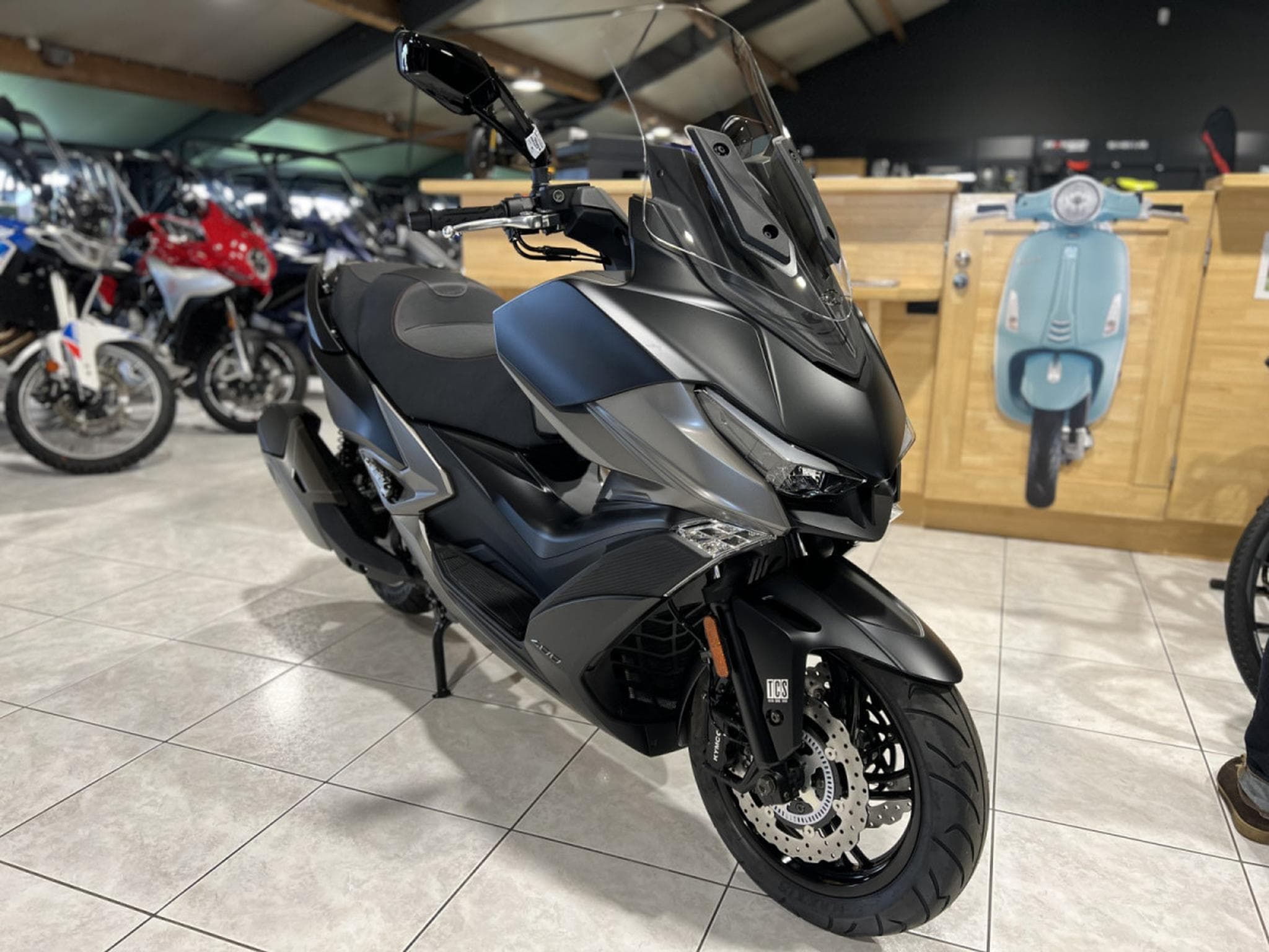 Kymco Xciting VS TCS  ABS (2023) - Photo 7