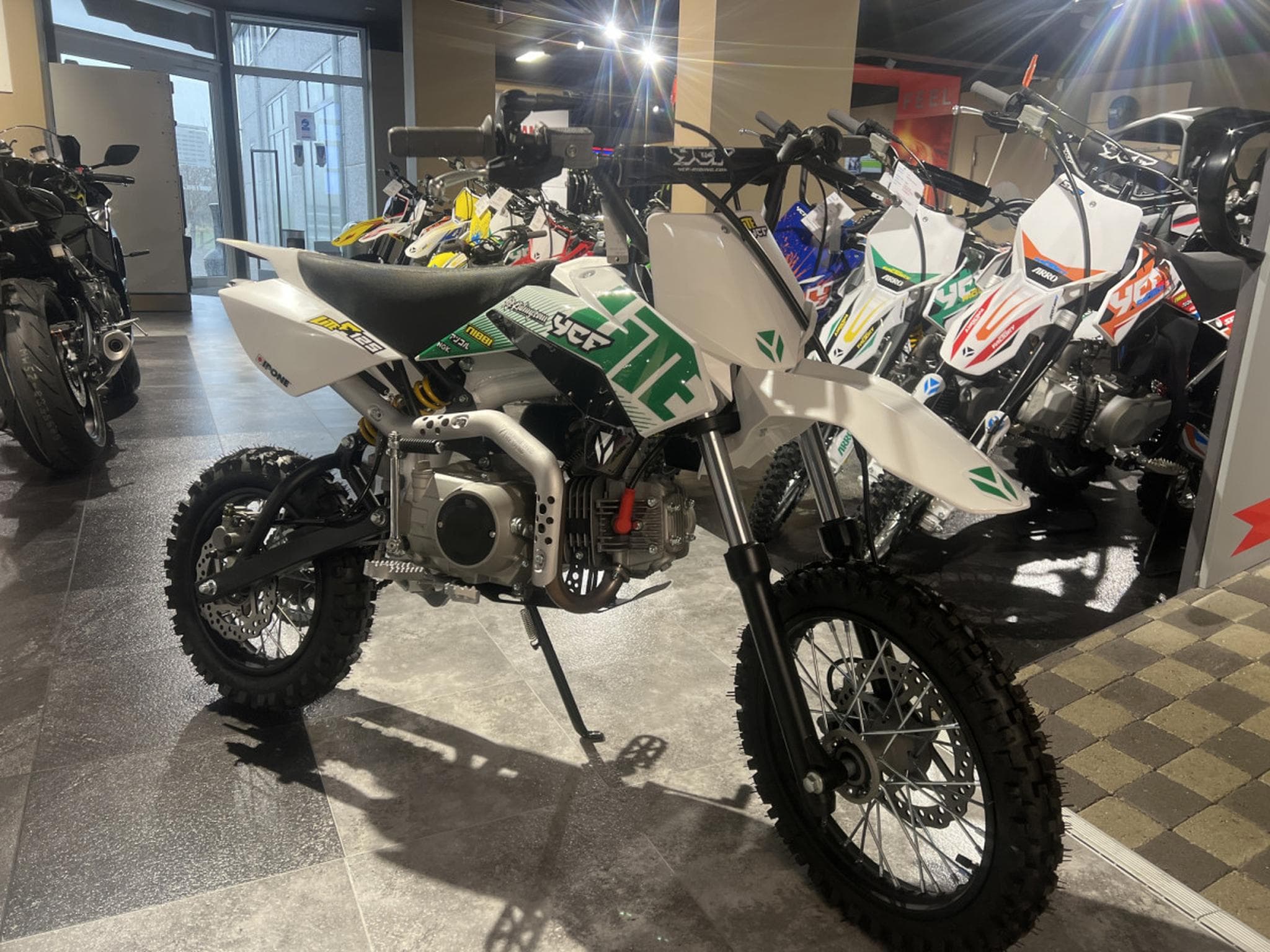 YCF Lite F (2024) - Photo 6