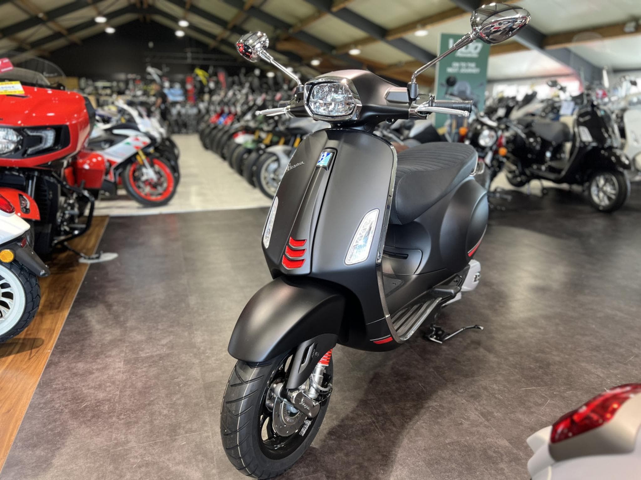 Vespa Sprint (2024) - Photo 2