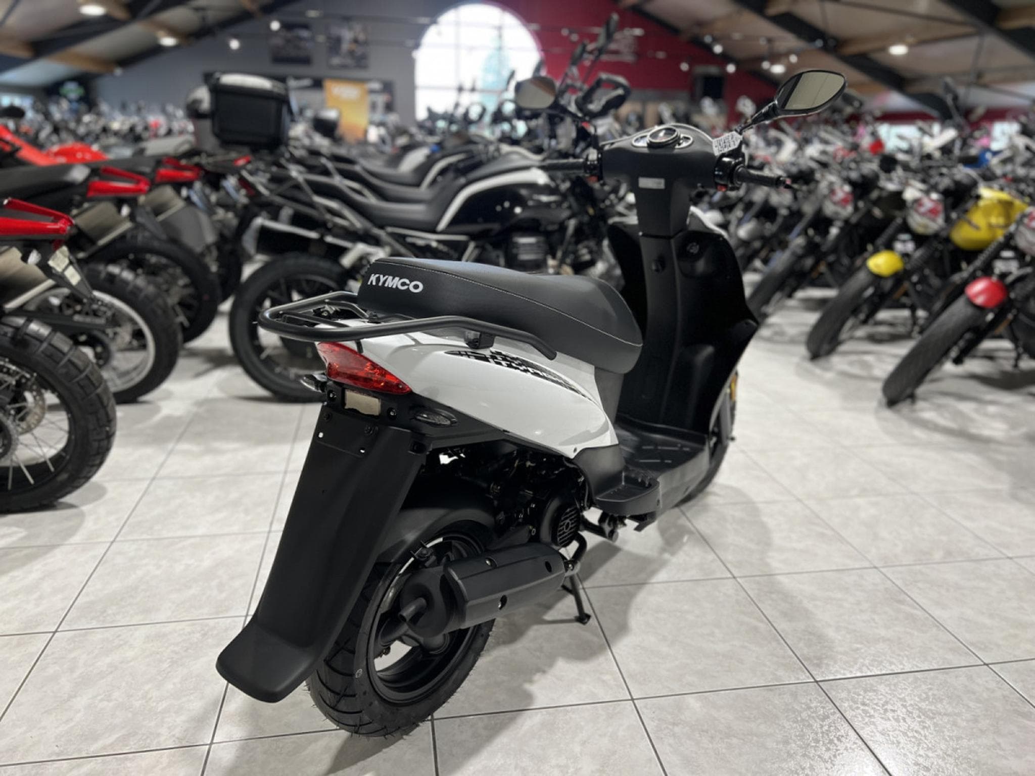 Kymco Agility CLASSE B 4T 45 km/h (2024) - Photo 3