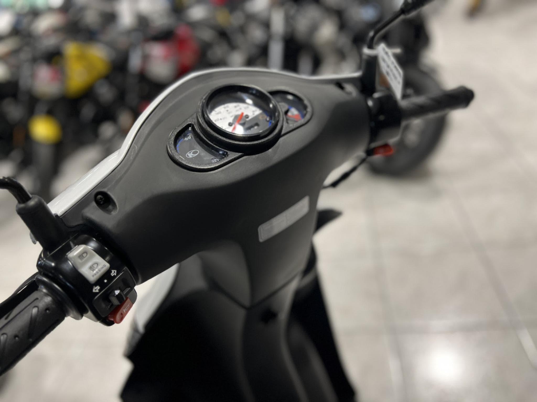 Kymco Agility CLASSE B 4T 45 km/h (2024) - Photo 5