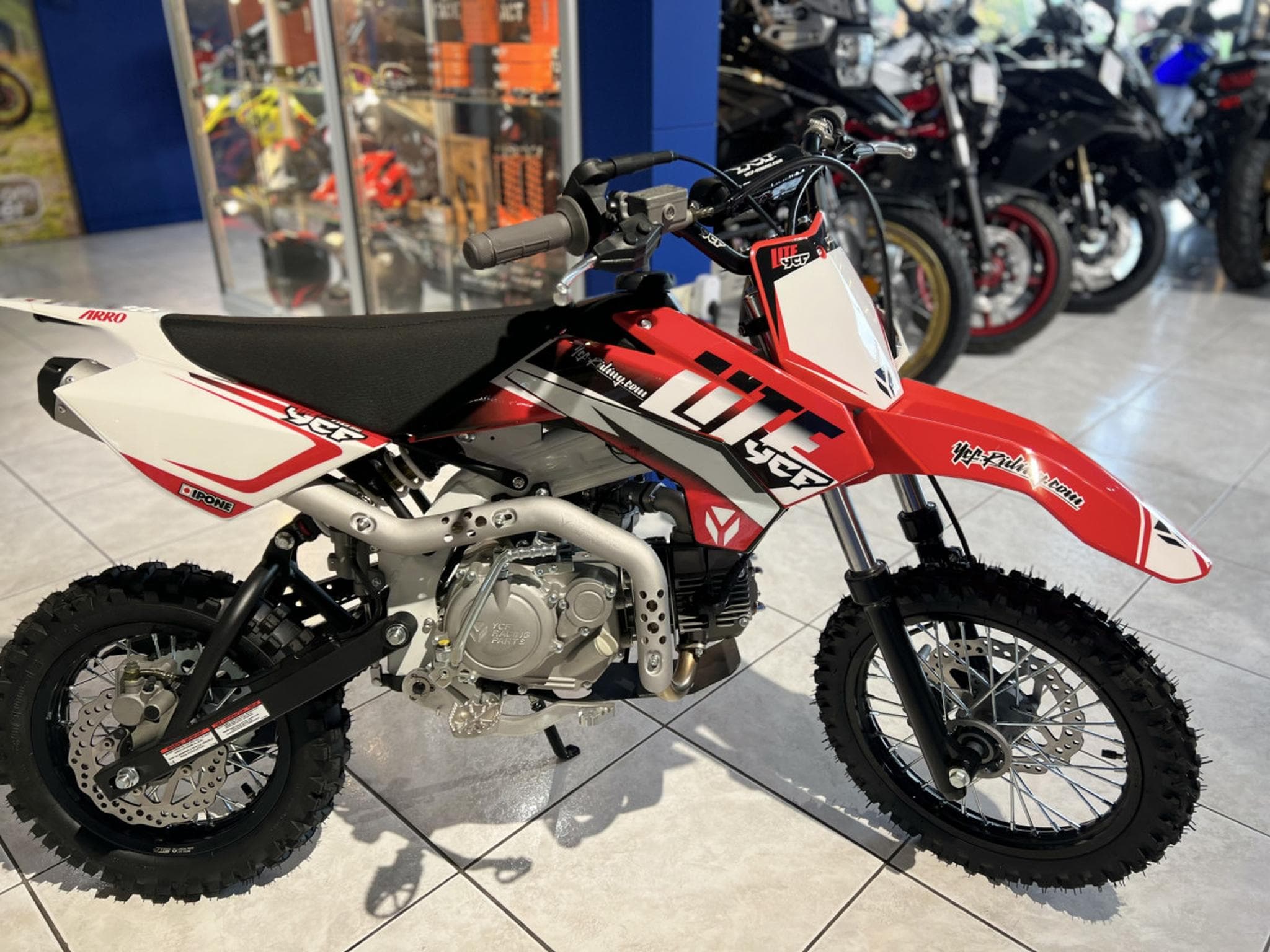 YCF Lite F R (2024) - Photo 1