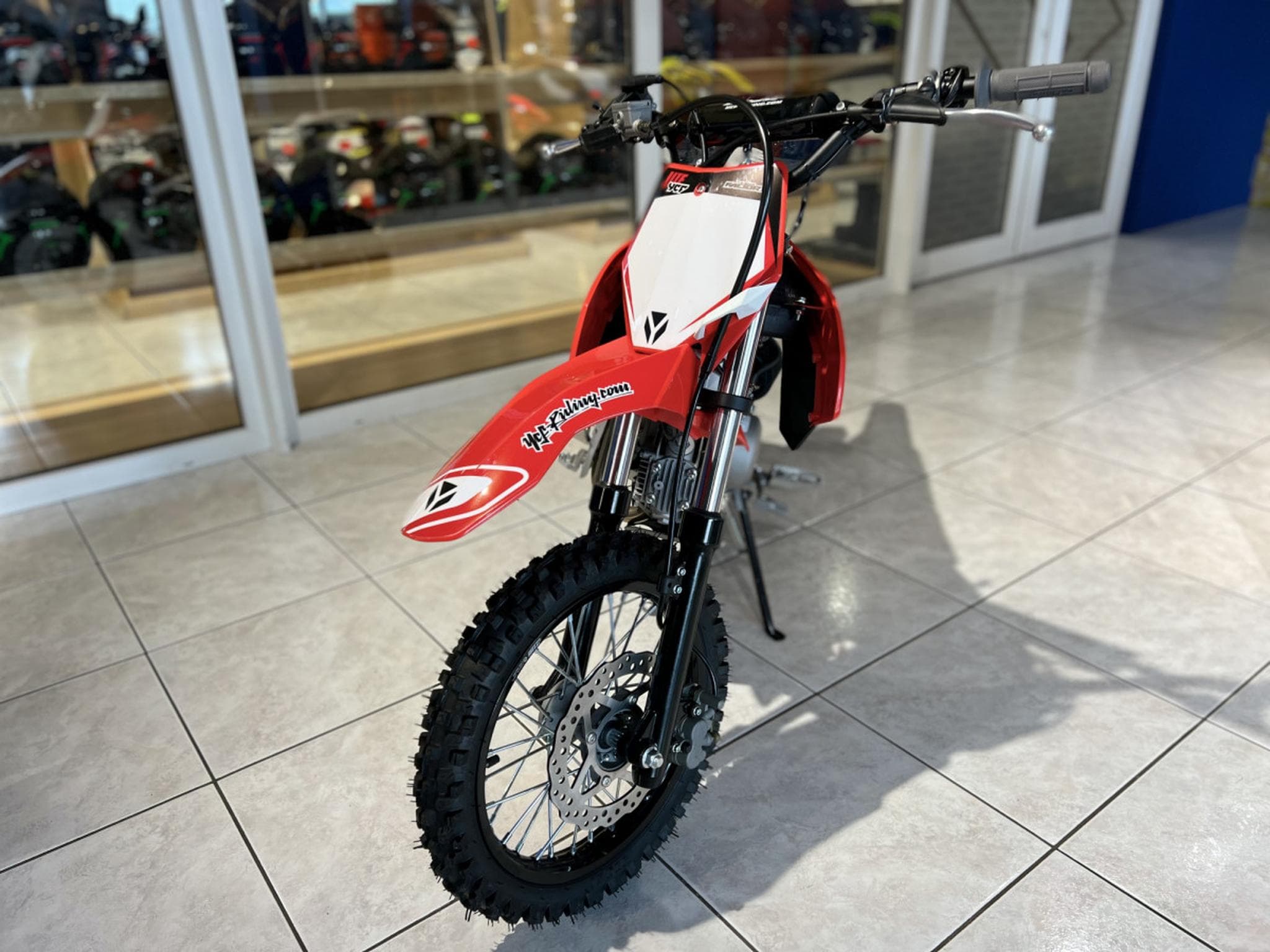 YCF Lite F R (2024) - Photo 2
