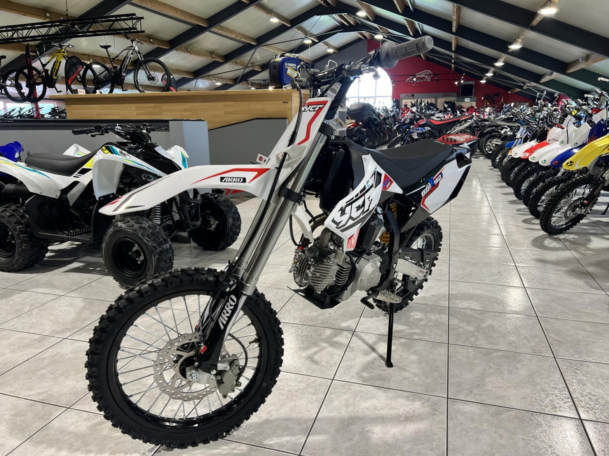 YCF Bigy 150 E Factory S démarreur électrique (2024) - Photo 2