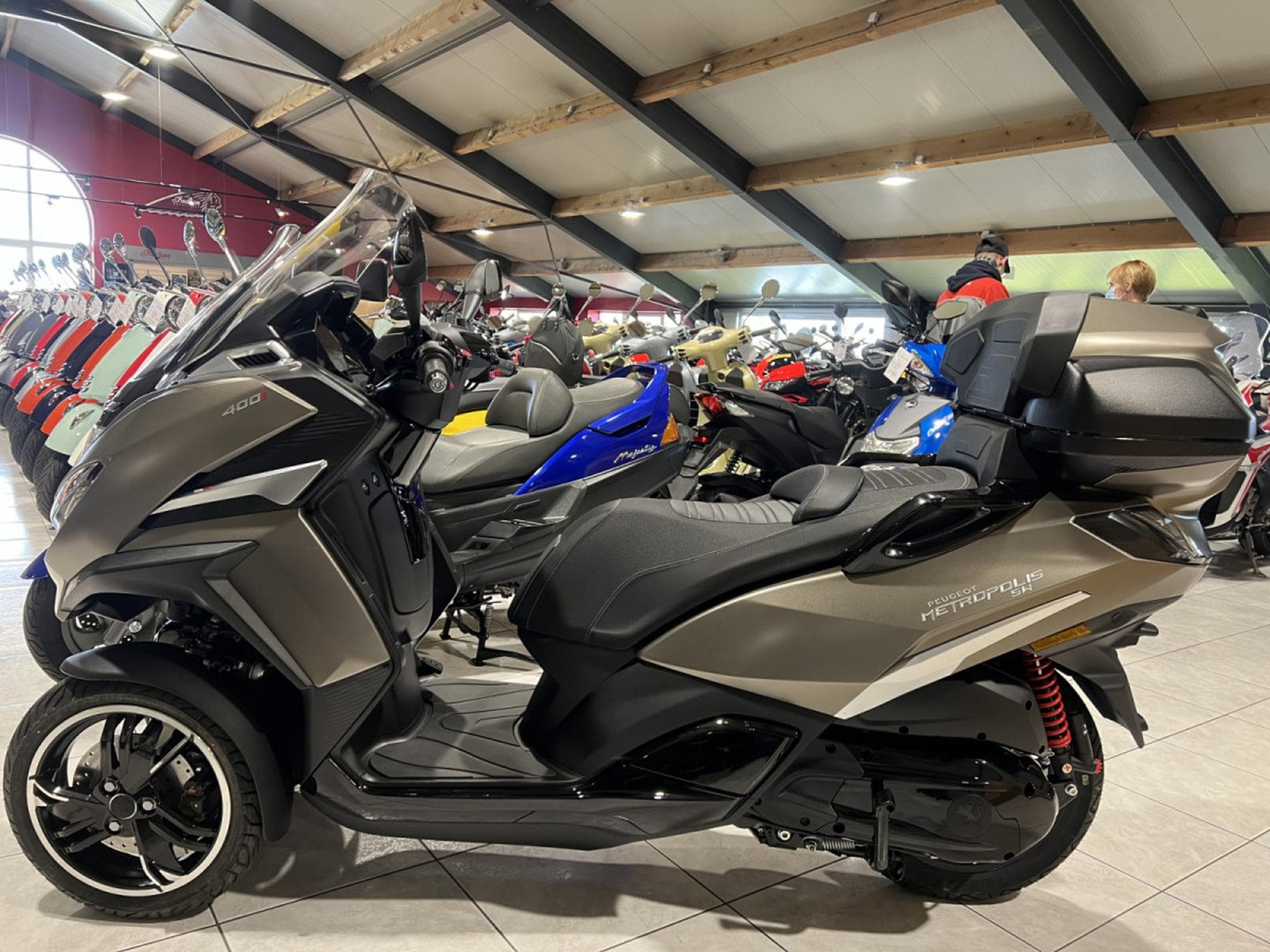 Peugeot Metropolis METROPOLIS 400 SW (2025) - Photo 4