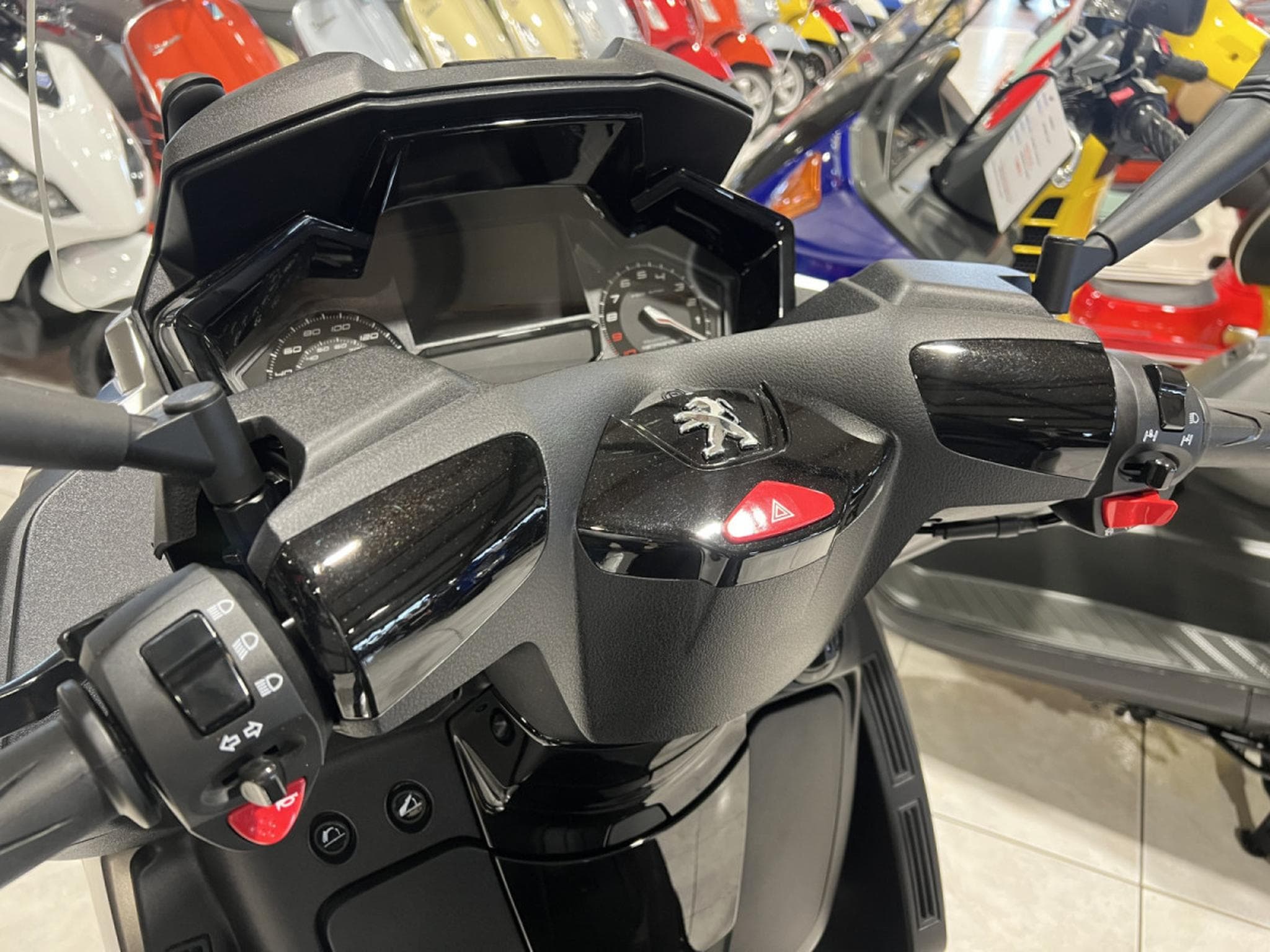 Peugeot Metropolis METROPOLIS 400 SW (2025) - Photo 5