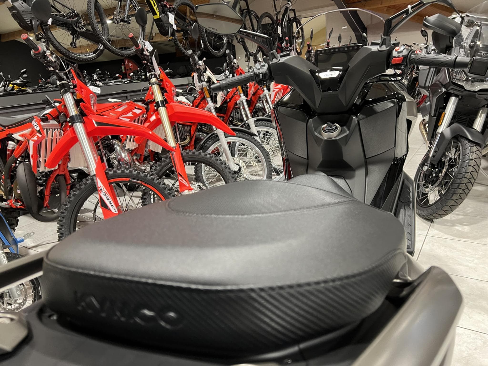 Kymco Downtown GT (2024) - Photo 5