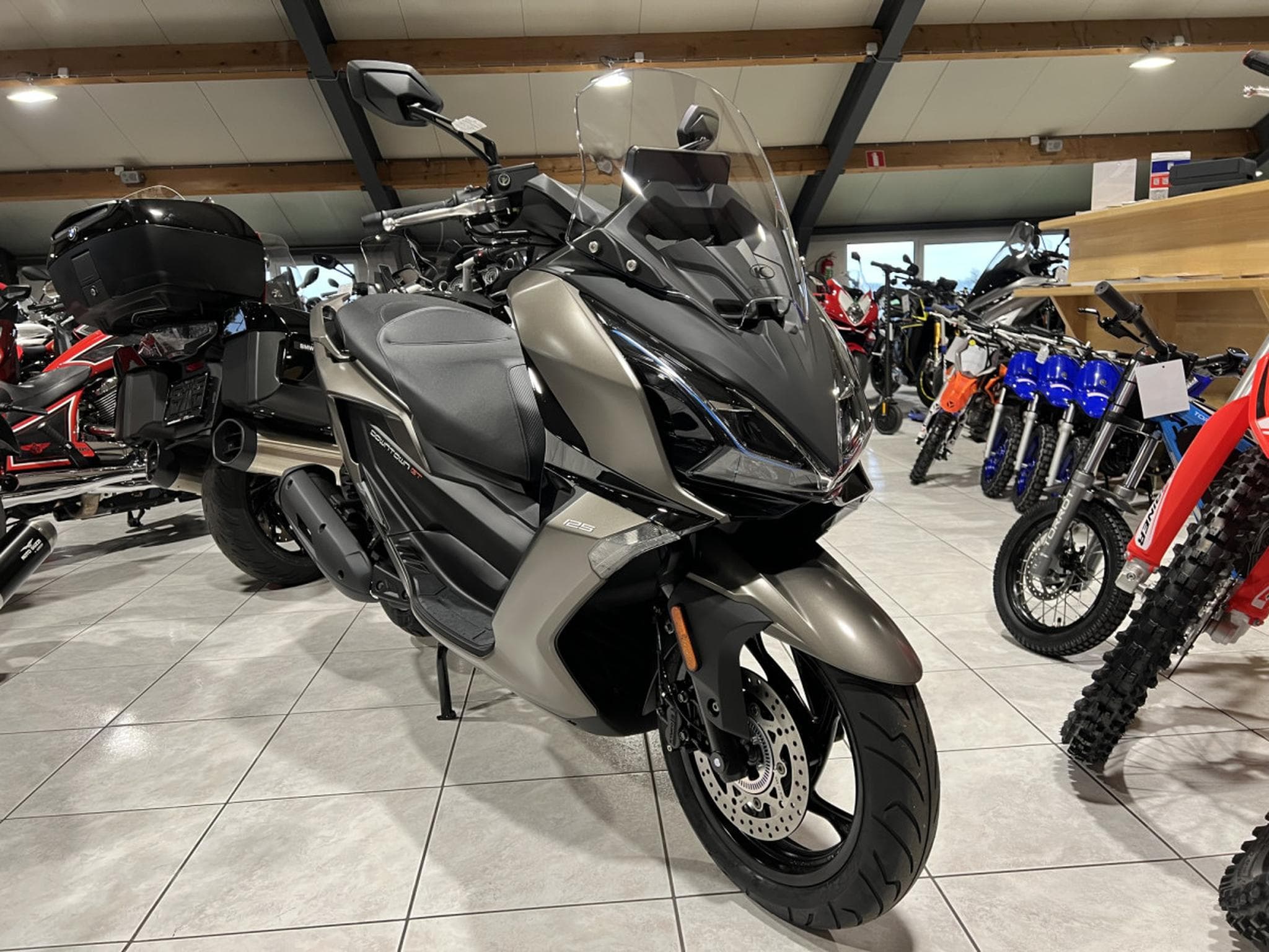 Kymco Downtown GT (2024) - Photo 7
