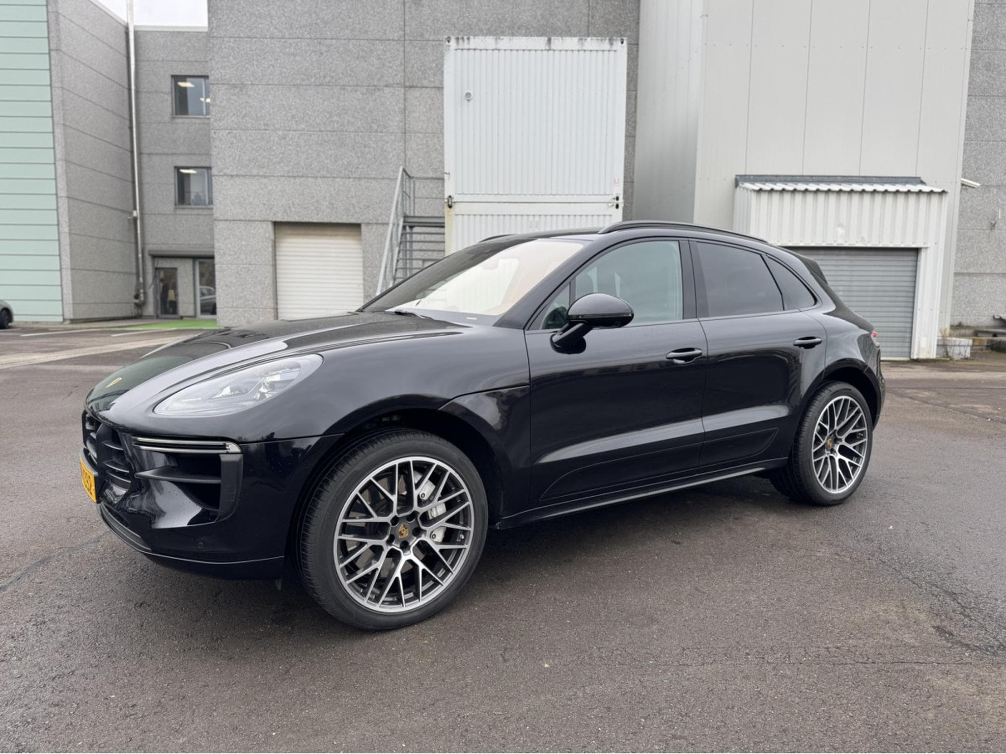 Porsche Macan Porsche Macan Turbo - Chrono Sport - PDLS+ - BOSE (2021) - Photo 3