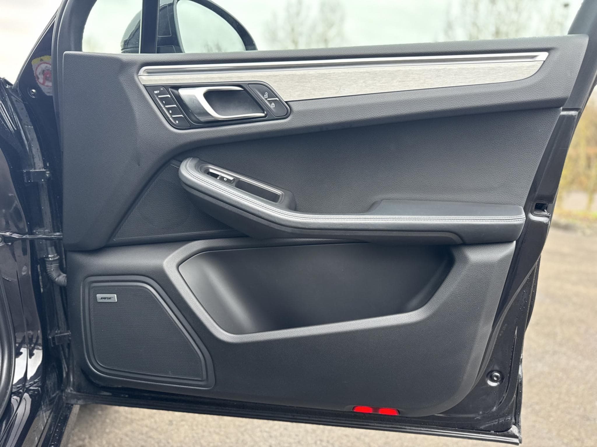 Porsche Macan Porsche Macan Turbo - Chrono Sport - PDLS+ - BOSE (2021) - Photo 7
