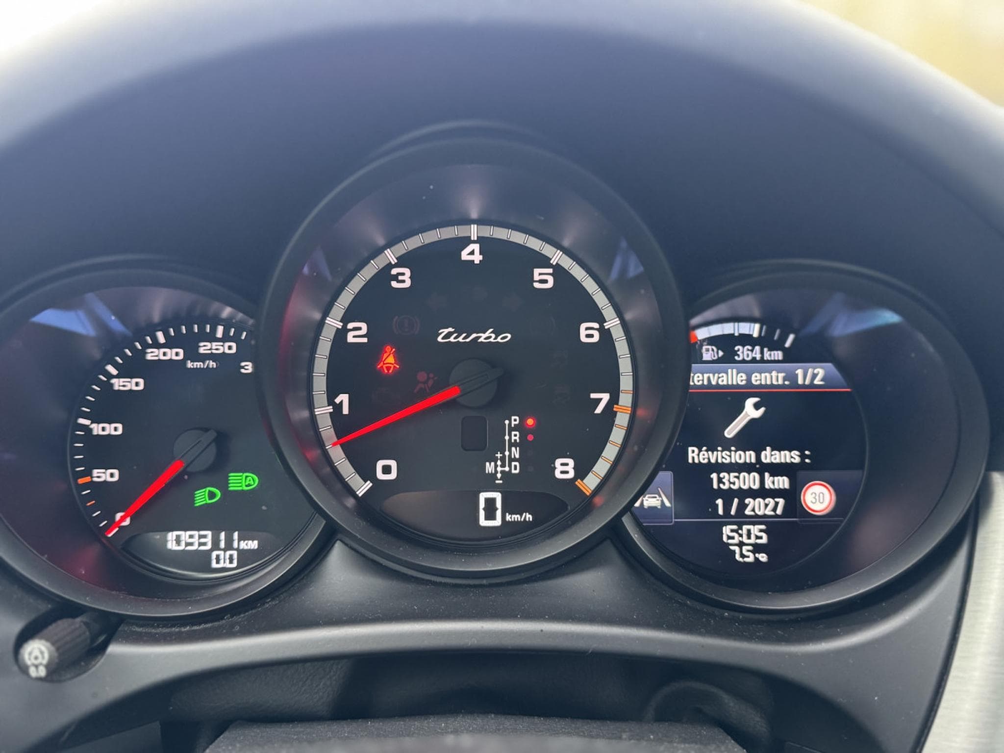 Porsche Macan Porsche Macan Turbo - Chrono Sport - PDLS+ - BOSE (2021) - Photo 9