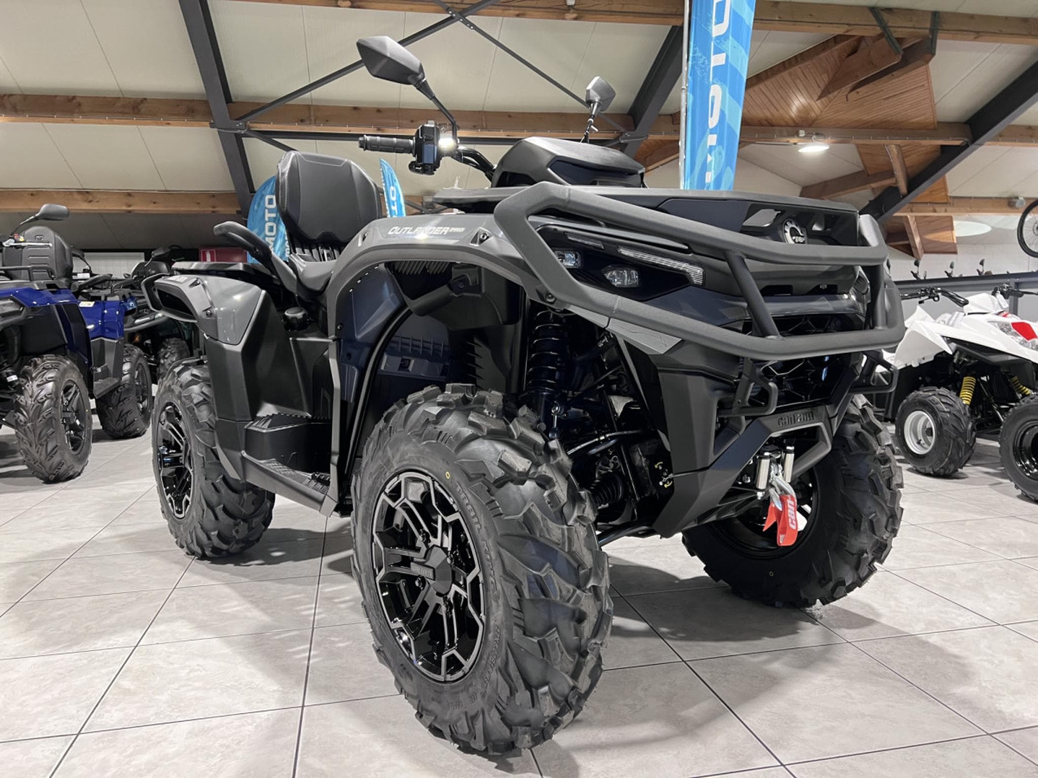 BRP Can-Am Outlander Max MY25 PRO XU HD8  ABS T3B 1000 cc (2026) - Photo 7