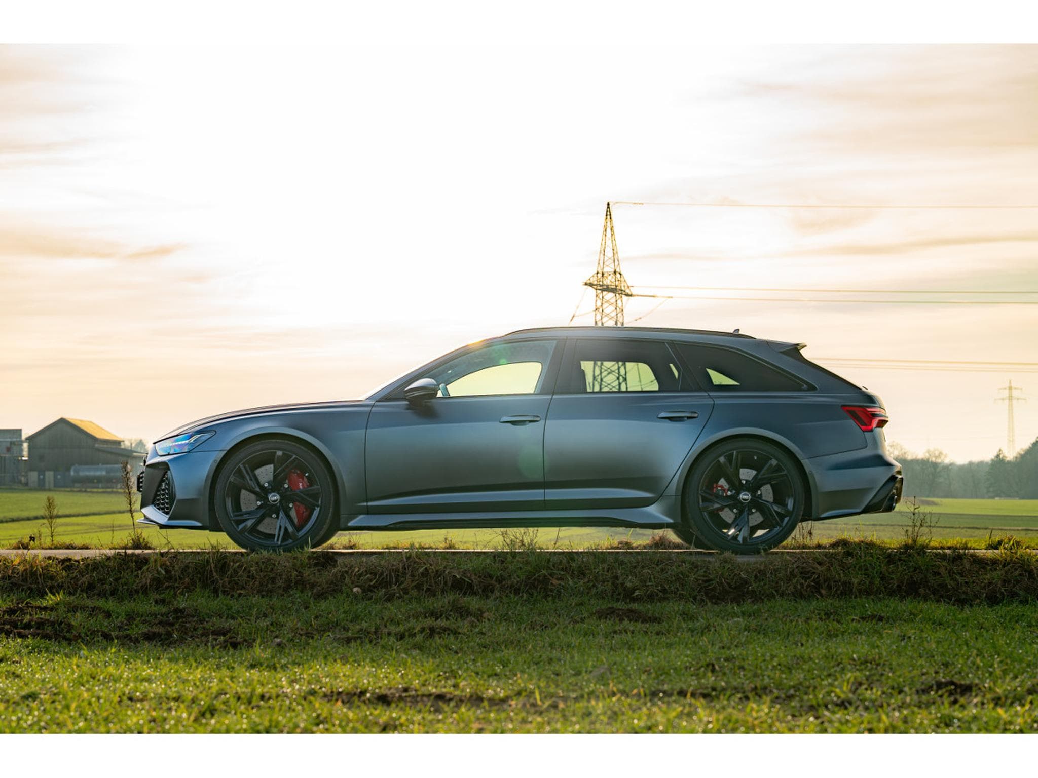 Audi RS6 EXCLUSIVE / B&O / MATRIX (2022) - Photo 4