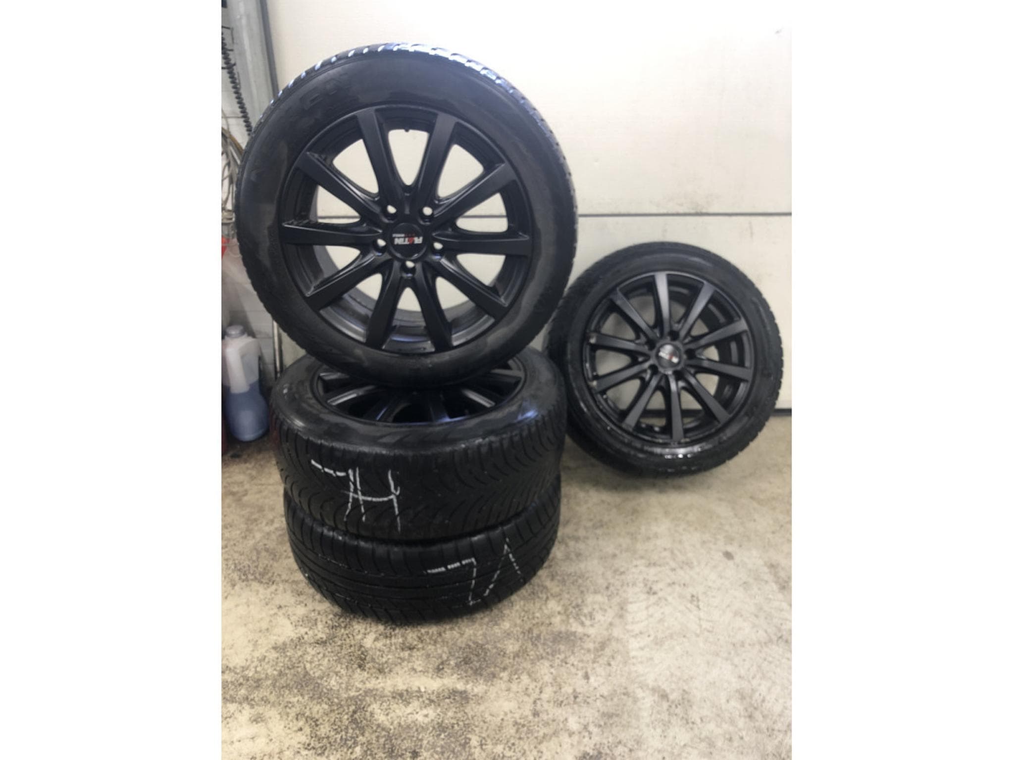 Jantes alu + Pneus h – 16" - Photo 1