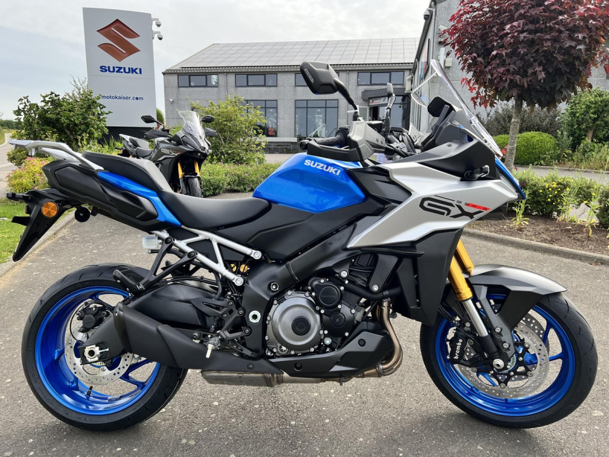 Suzuki GSX-S 1000 GX (2026) - Photo 1