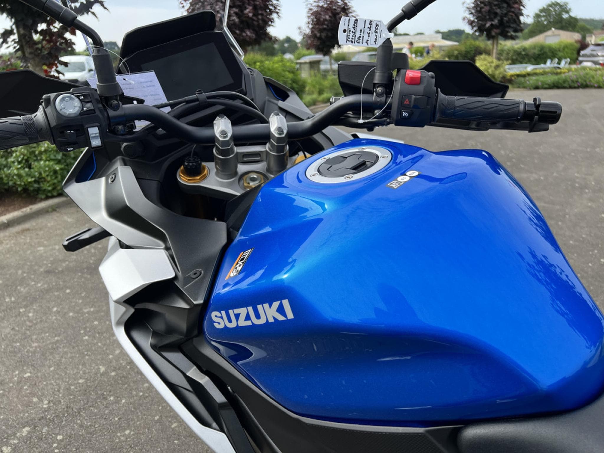 Suzuki GSX-S 1000 GX (2026) - Photo 6