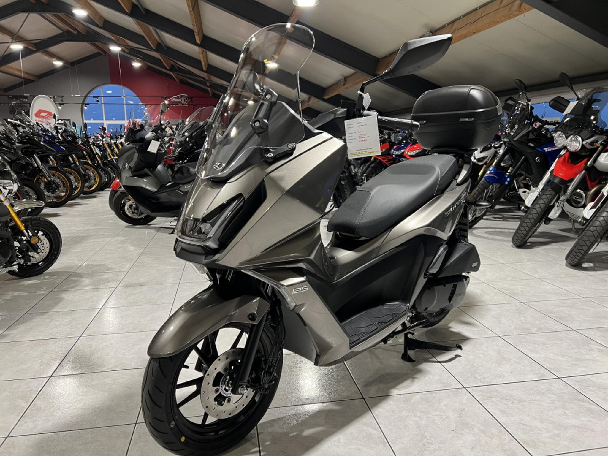 Kymco Skytown 50 (2025) - Photo 2