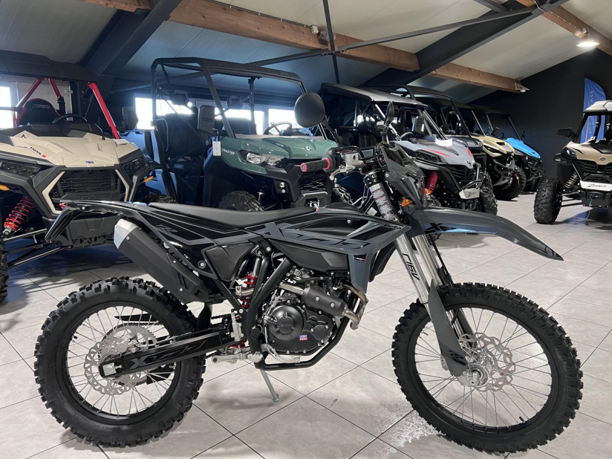 Beta RR Enduro X (2026) - Photo 1