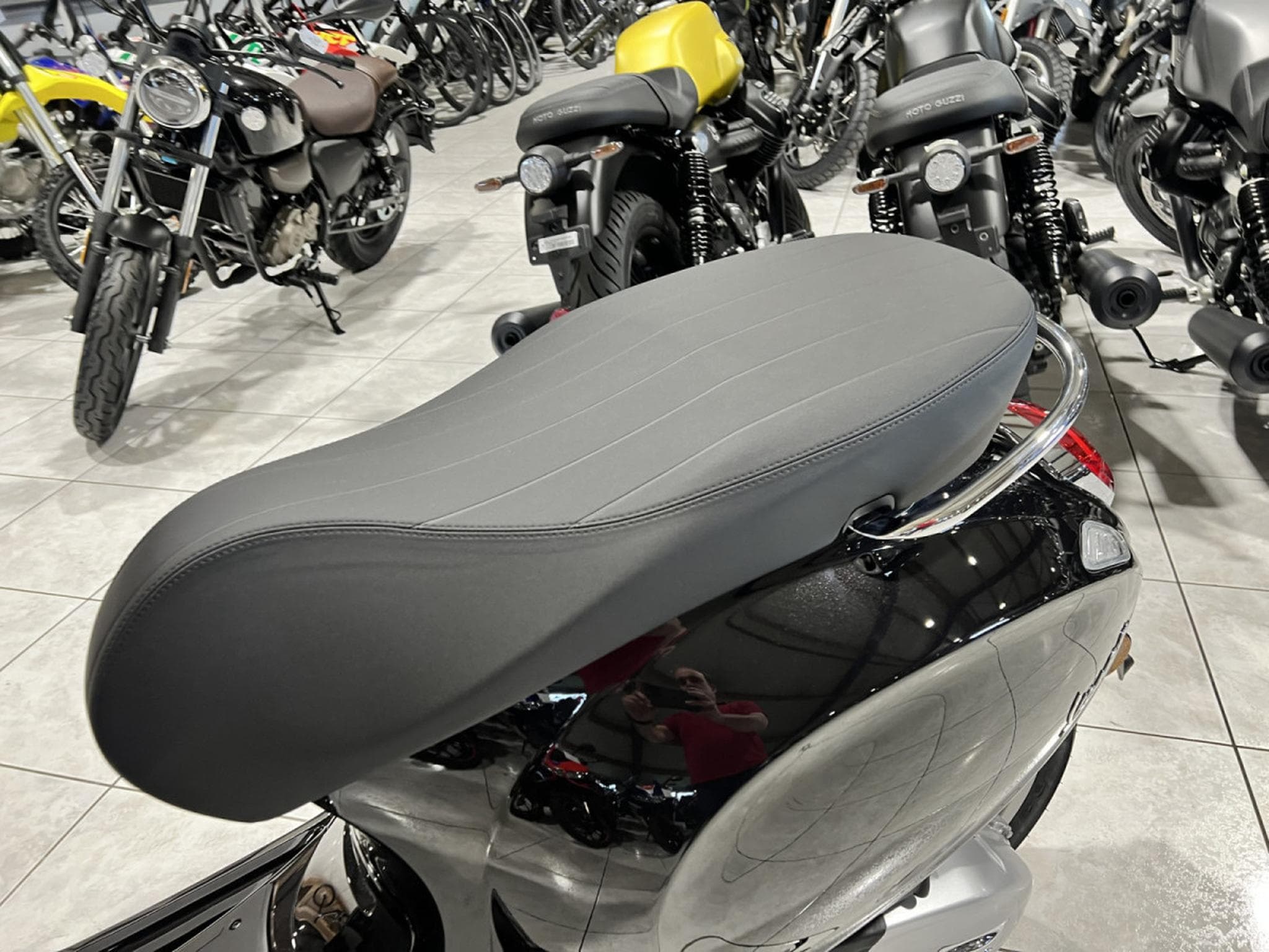 Vespa Primavera E5 + (2026) - Photo 5