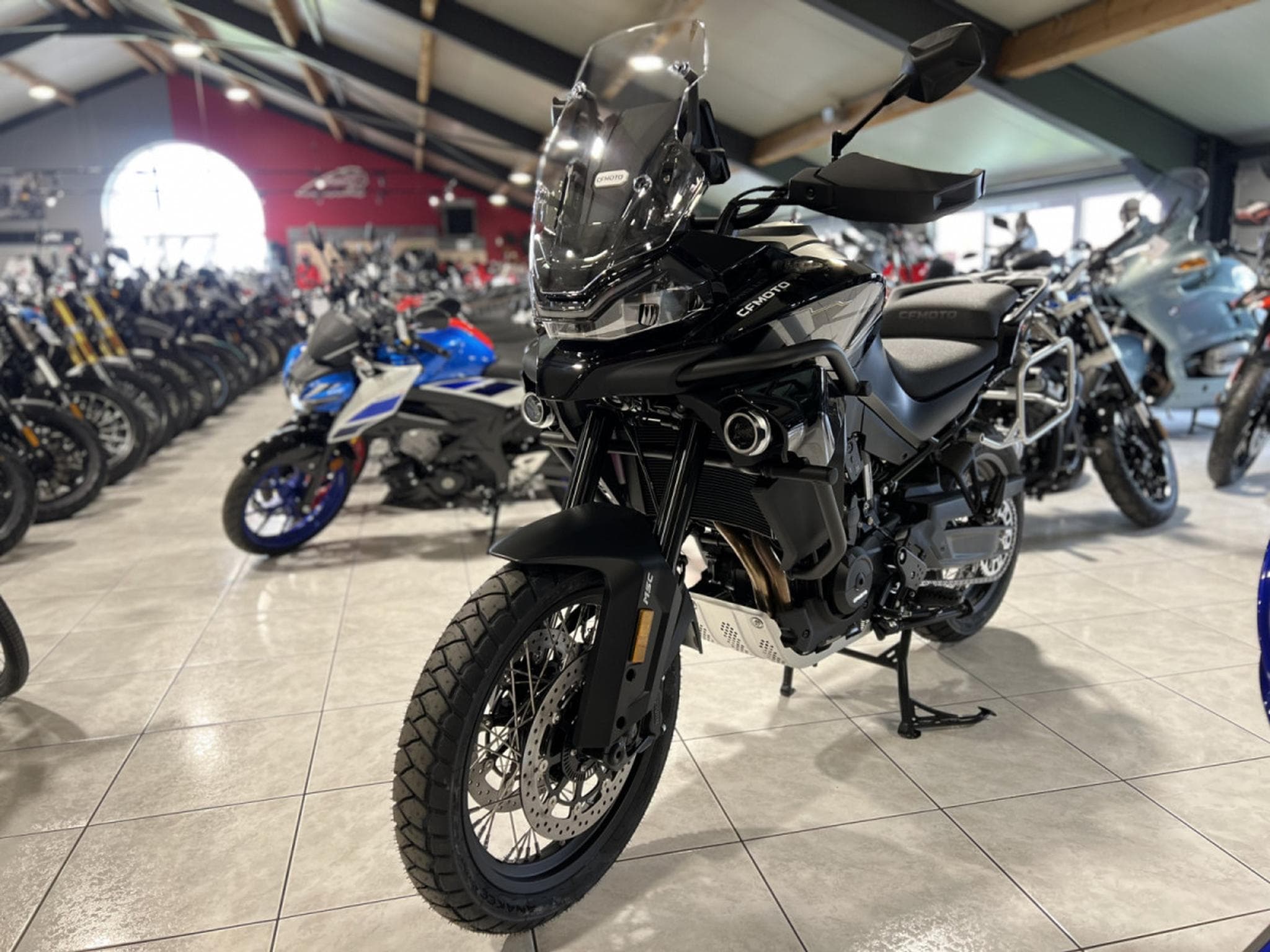 CF Moto MT EXPLORER (2026) - Photo 2