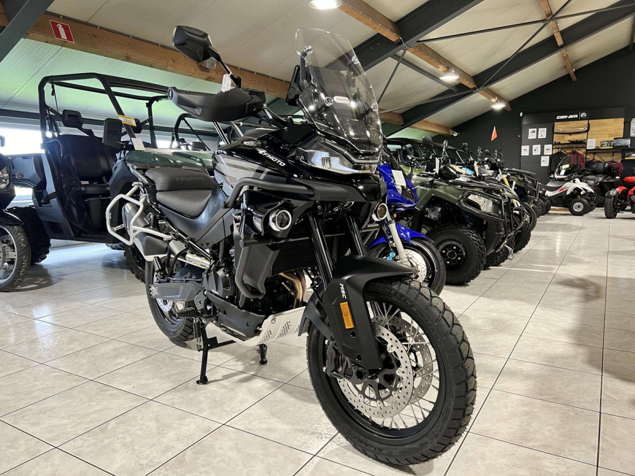 CF Moto MT EXPLORER (2026) - Photo 7