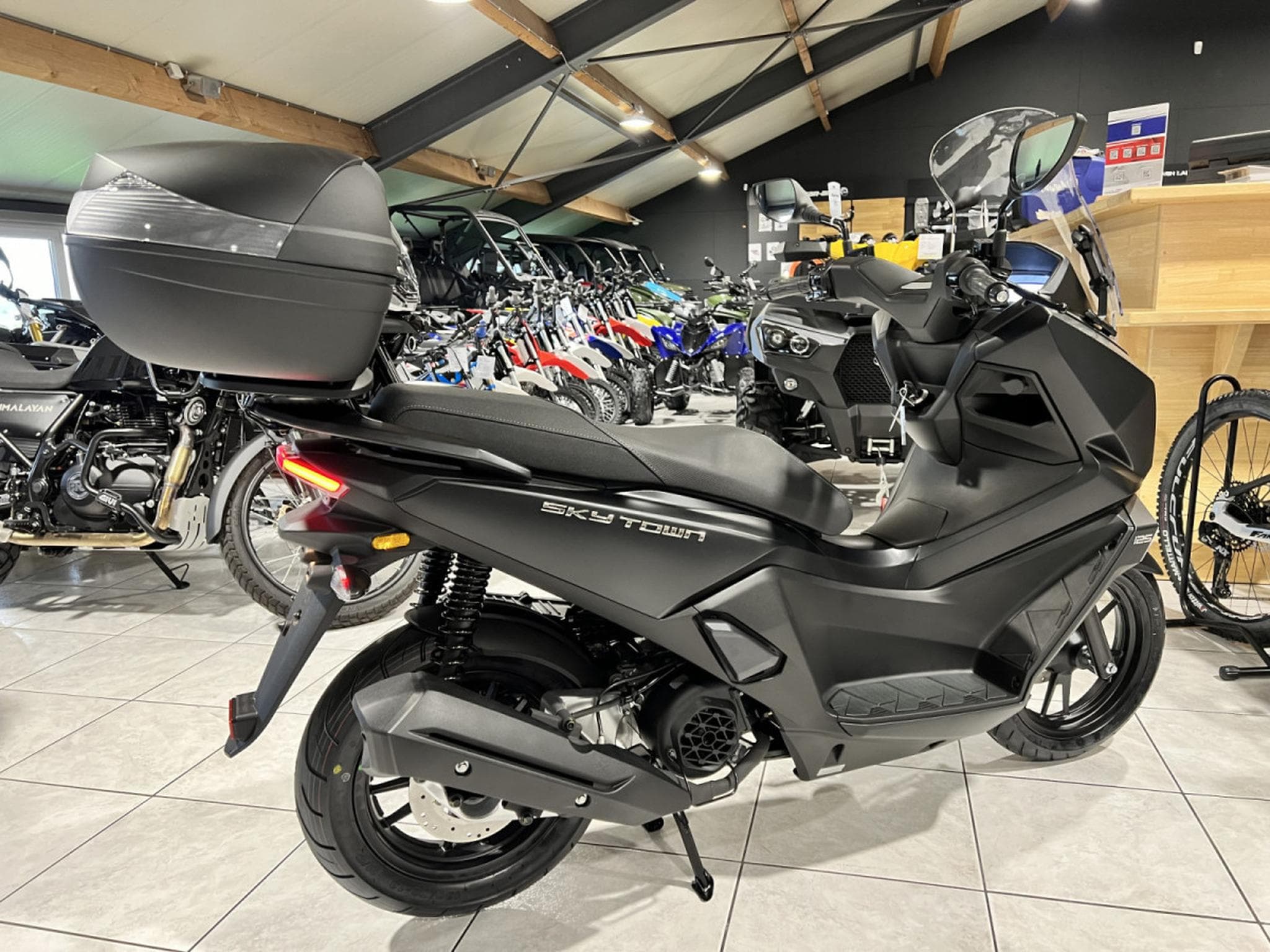 Kymco Skytown 50 (2025) - Photo 3