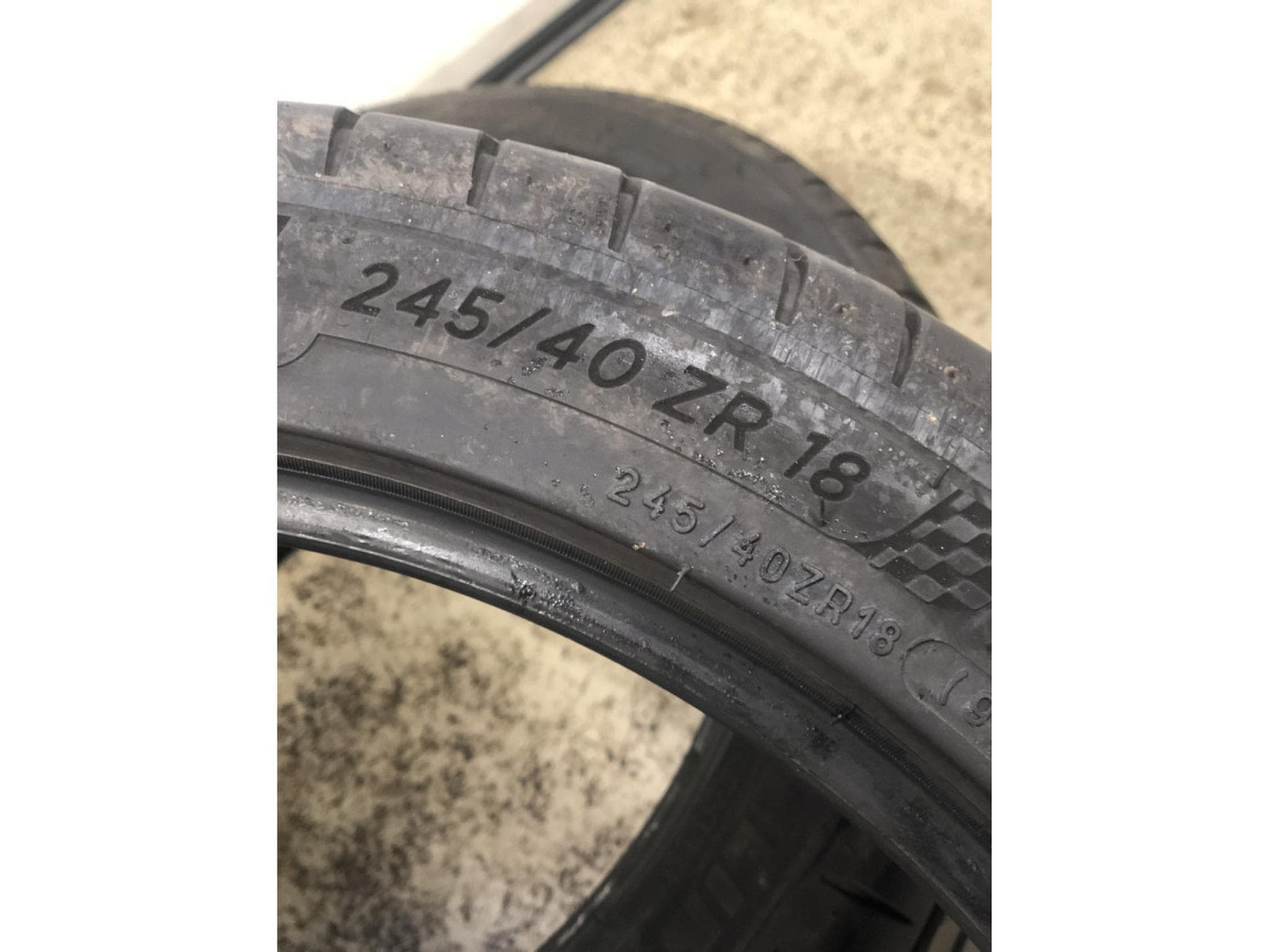 Pneus été – 18" - Photo 3