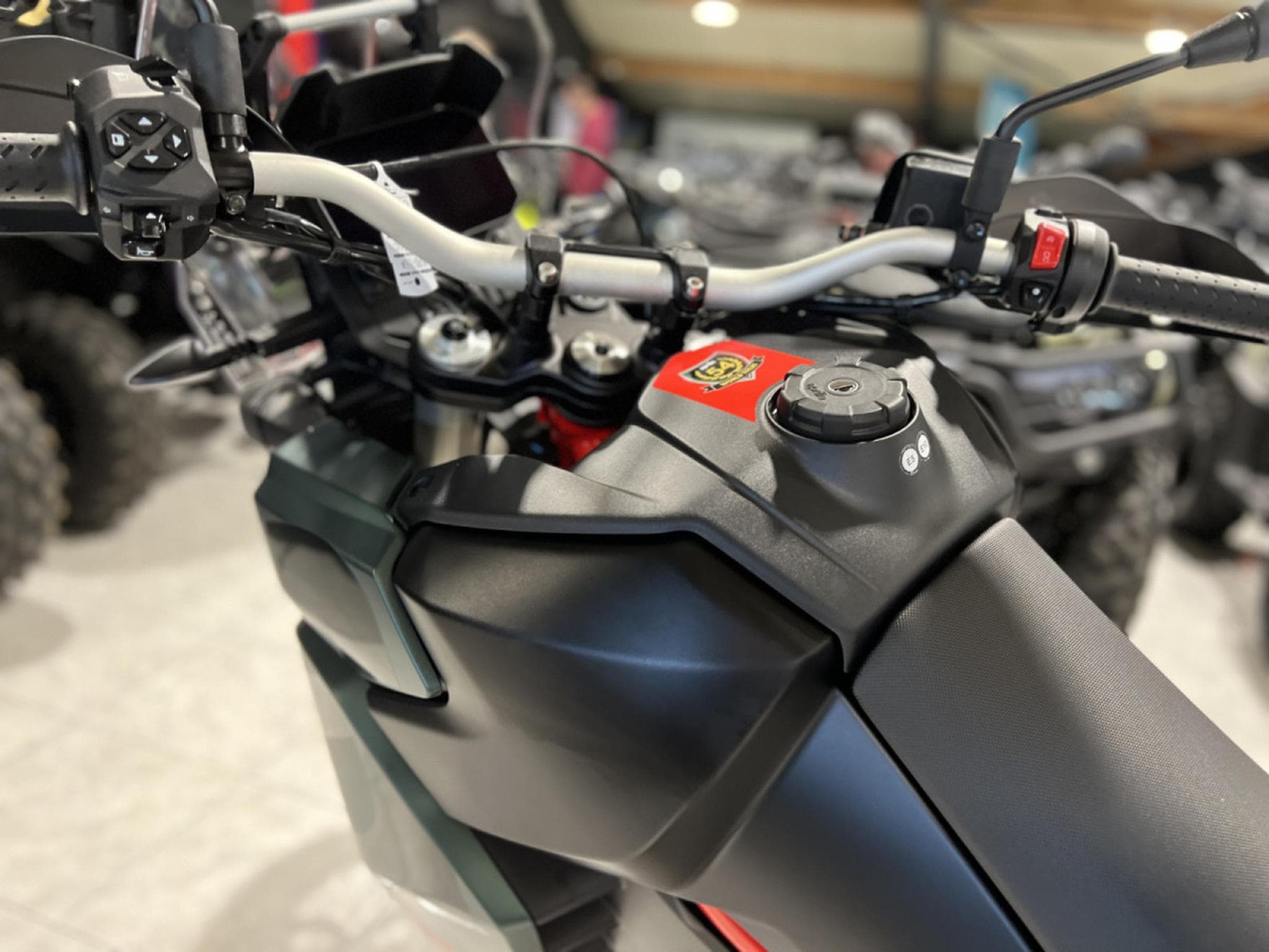 Aprilia Tuareg 660 Tornado Green disponible aussi en 35 KW (2026) - Photo 6