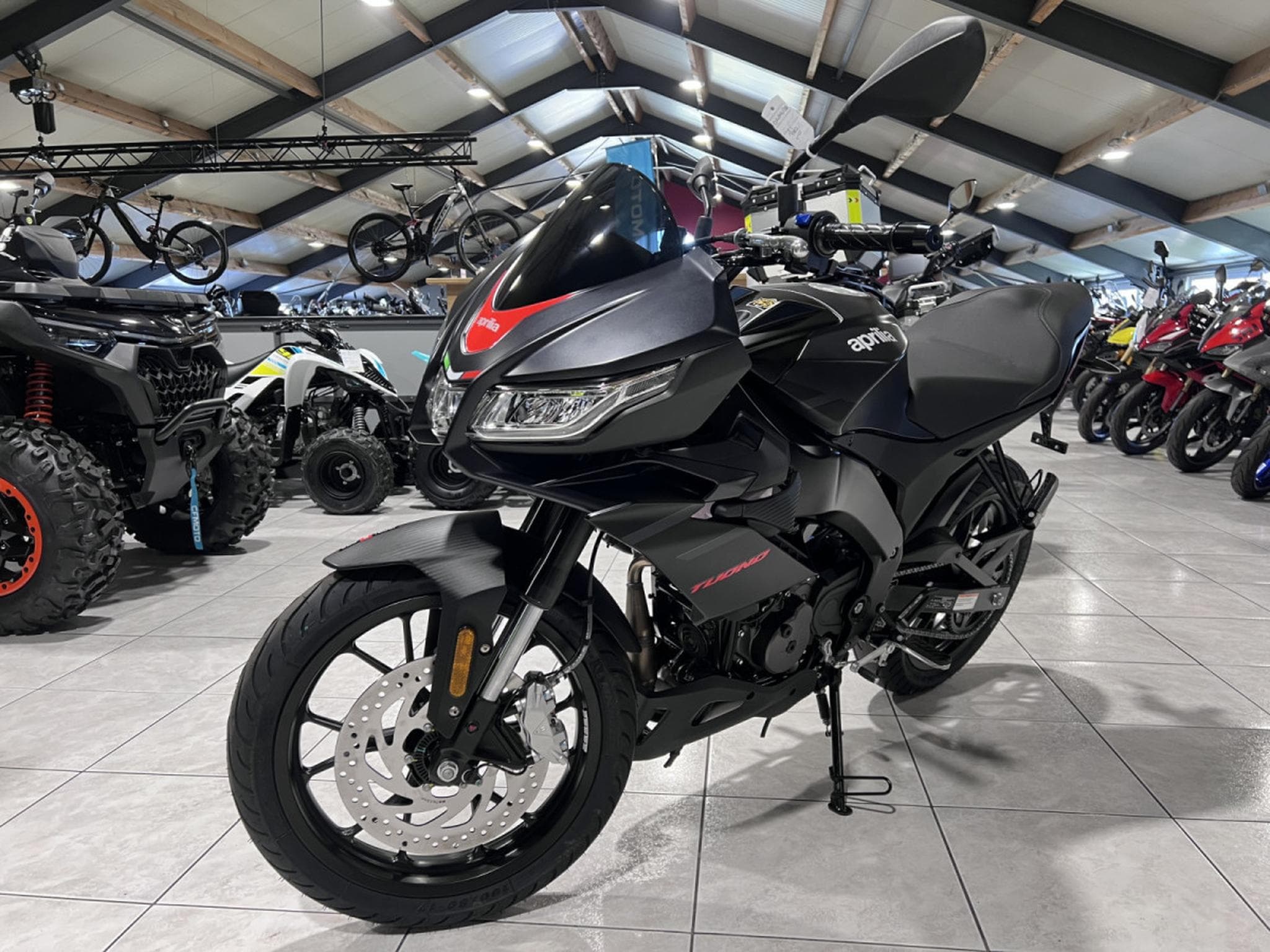 Aprilia Tuono 125 (2025) - Photo 2