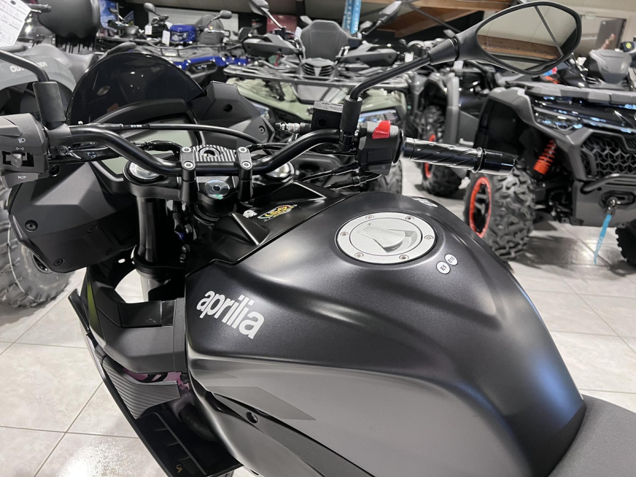 Aprilia Tuono 125 (2025) - Photo 4