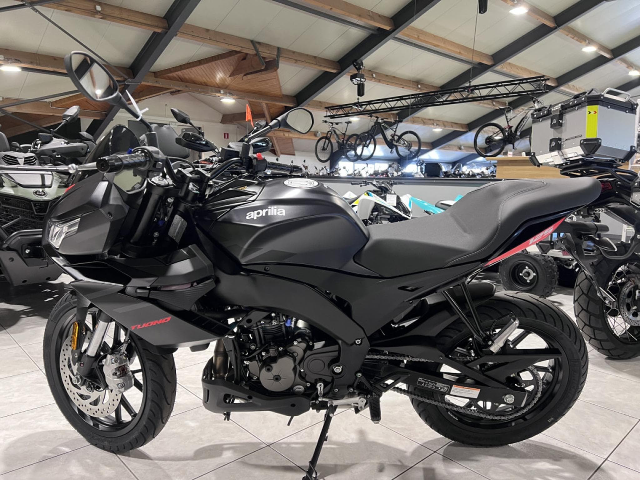 Aprilia Tuono 125 (2025) - Photo 5