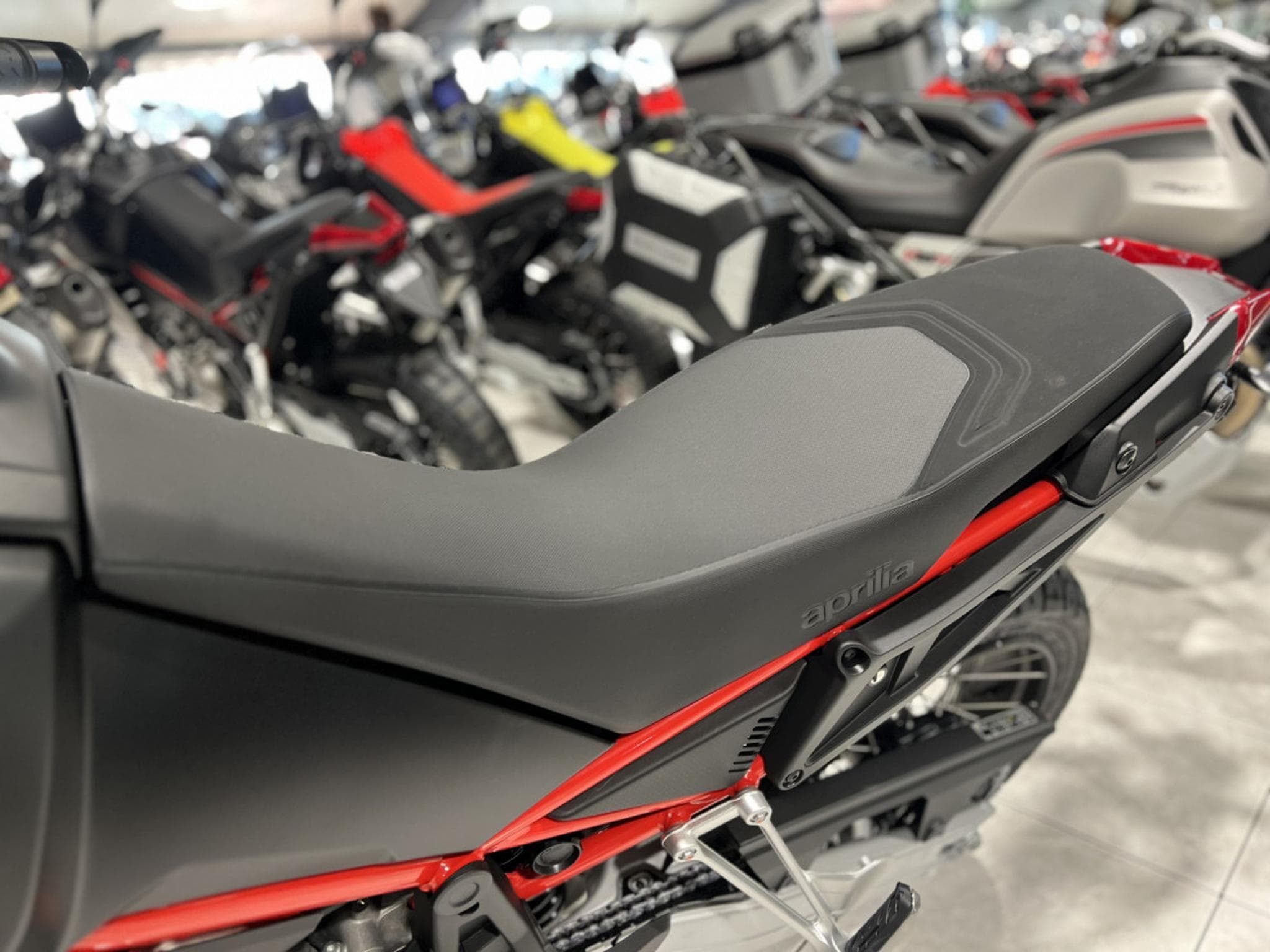 Aprilia Tuareg 660 ATREIDS BLACK disponible aussi en 35 KW (2024) - Photo 6