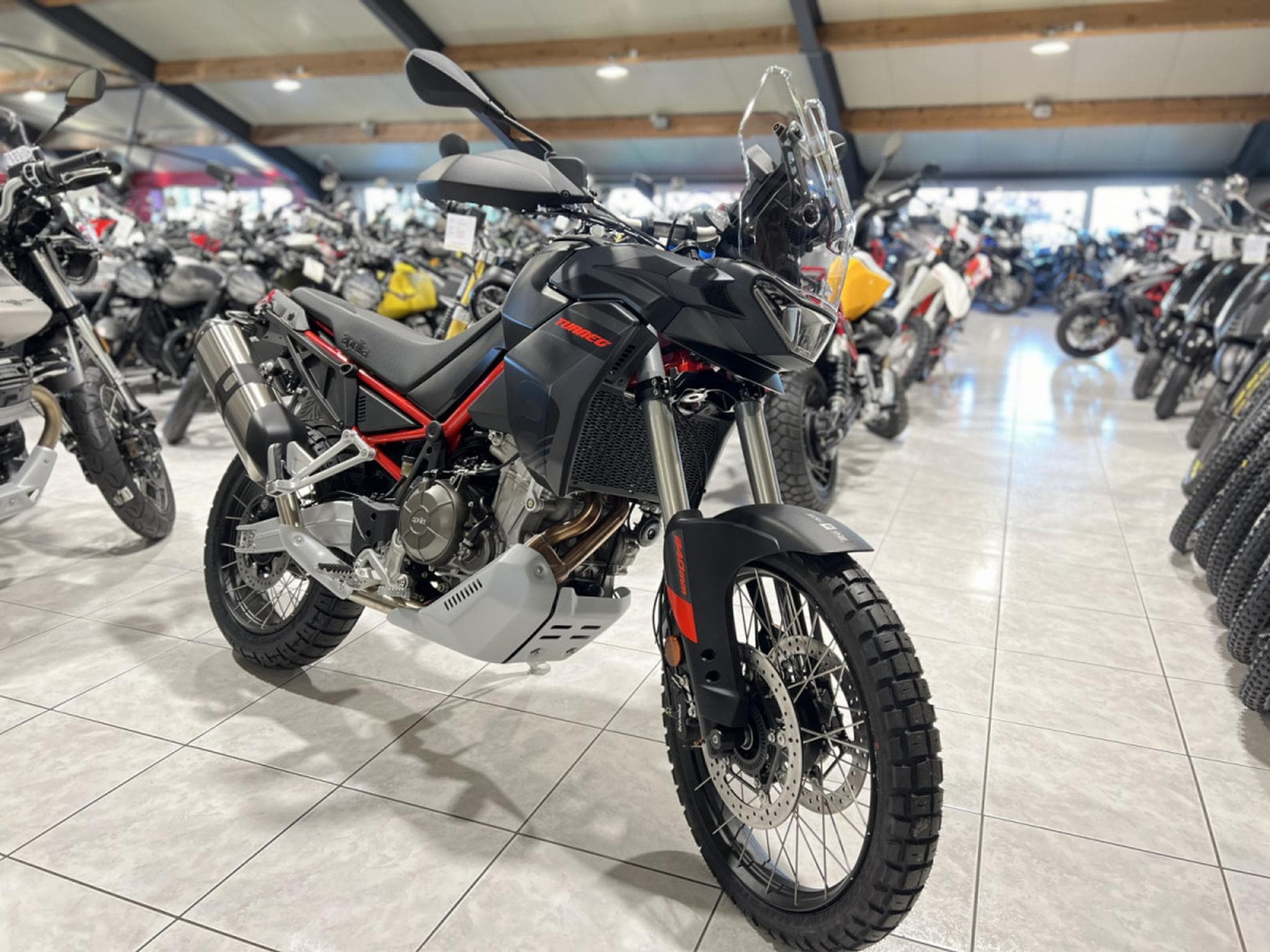 Aprilia Tuareg 660 ATREIDS BLACK disponible aussi en 35 KW (2024) - Photo 7
