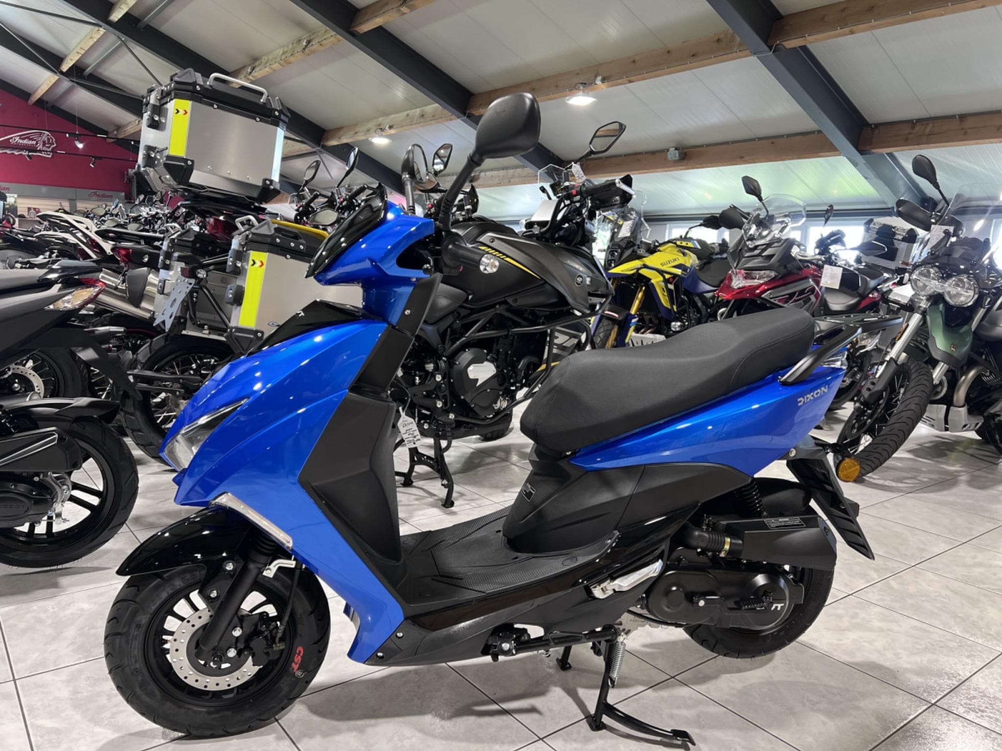 TNT Motor Dixon 10 CLASSE A 25 km/h (2024) - Photo 4