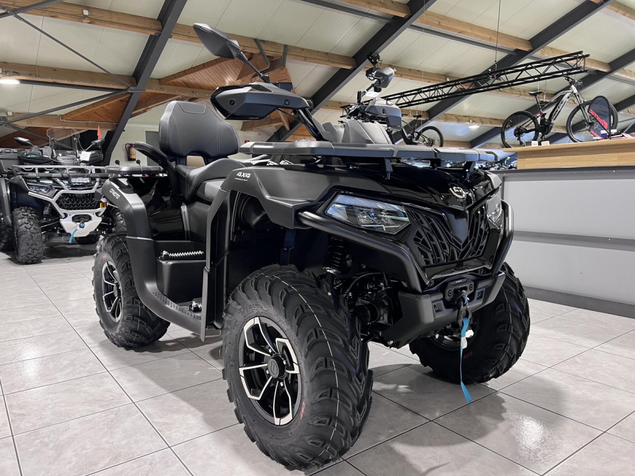 CF Moto CForce 625 Touring Agri ABS  T3 (2026) - Photo 7
